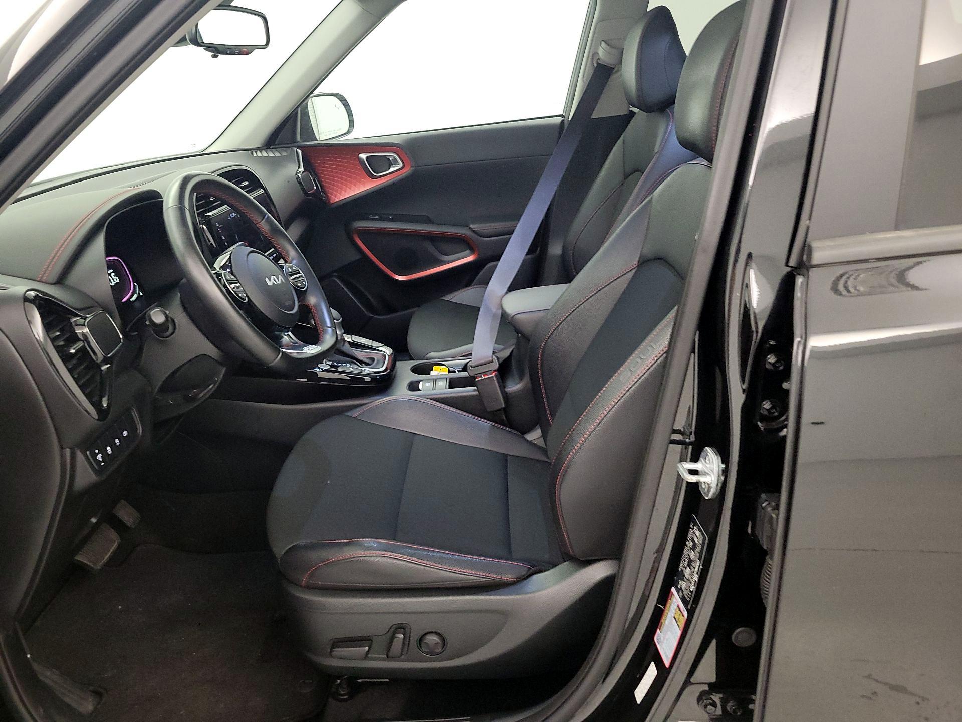 Thumbnail: 2023 Kia Soul - 11