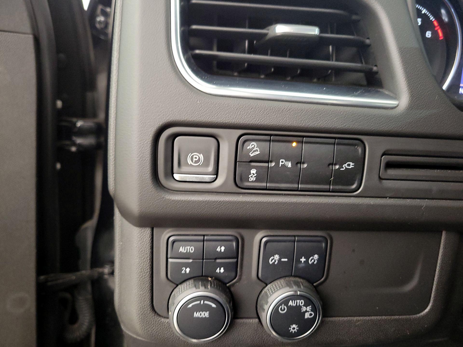 Thumbnail: 2021 Chevrolet Suburban - 13