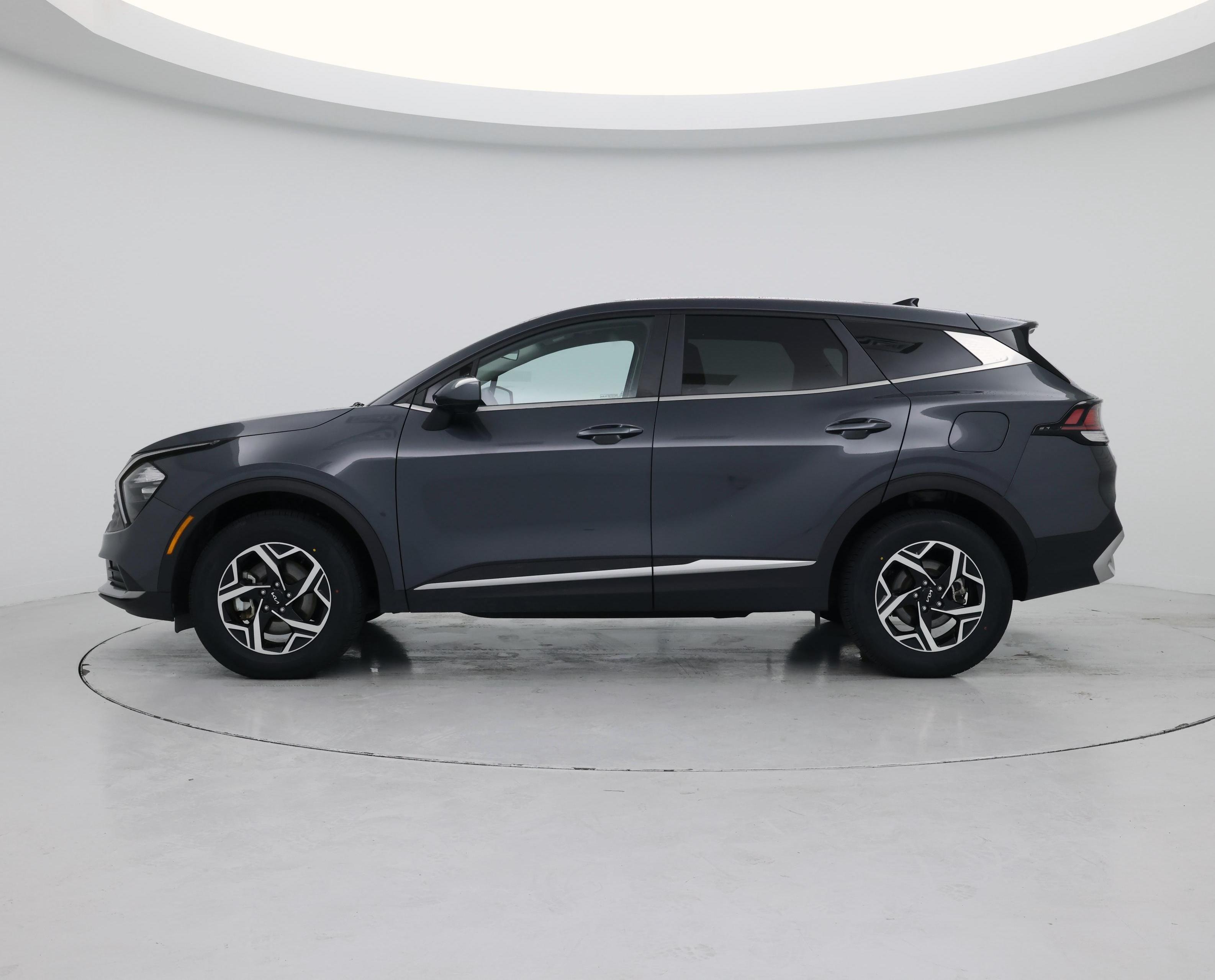 Thumbnail: 2023 Kia Sportage - 3