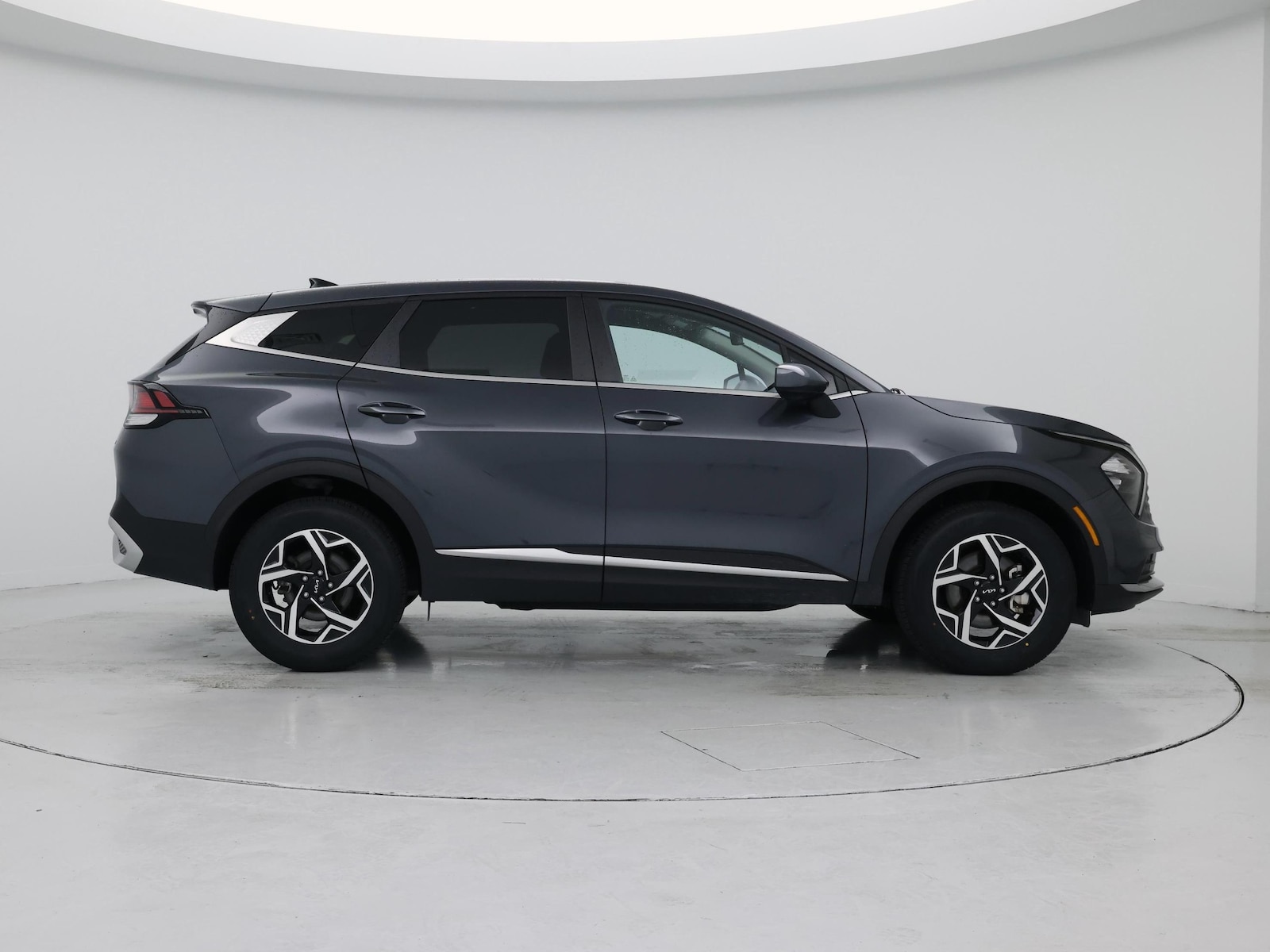 2023 Kia Sportage LX - Photo 8