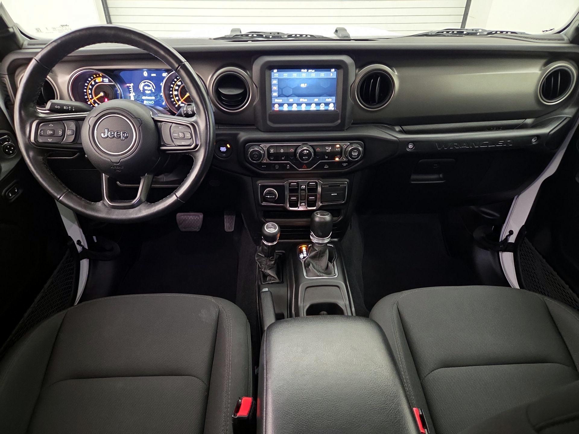 Thumbnail: 2023 Jeep Wrangler - 9