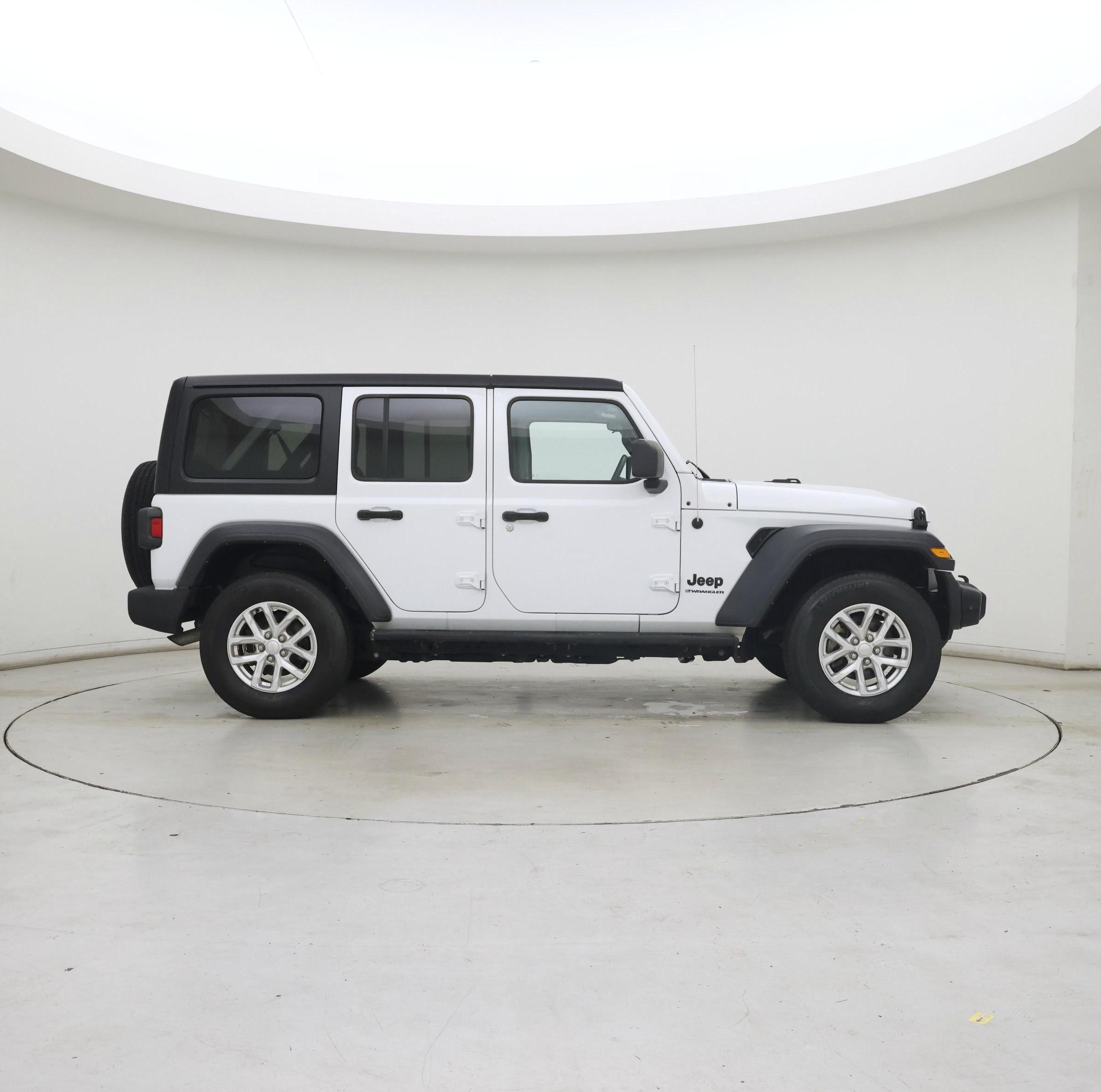 Thumbnail: 2023 Jeep Wrangler - 7