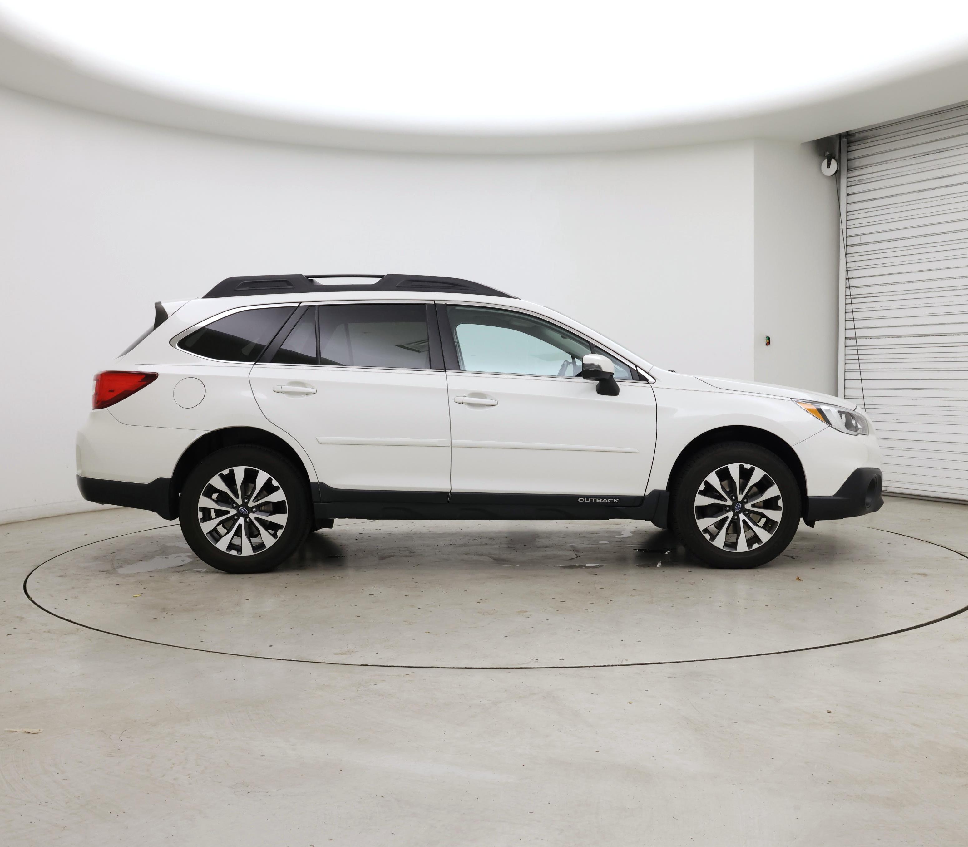 Thumbnail: 2016 Subaru Outback - 7