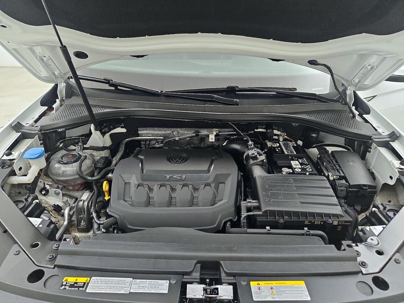 2022 Volkswagen Tiguan SE - Photo 24