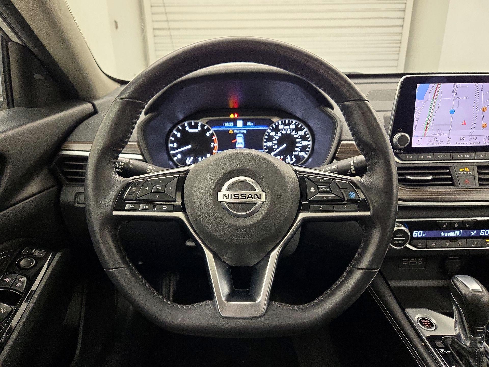 Thumbnail: 2020 Nissan Altima - 10