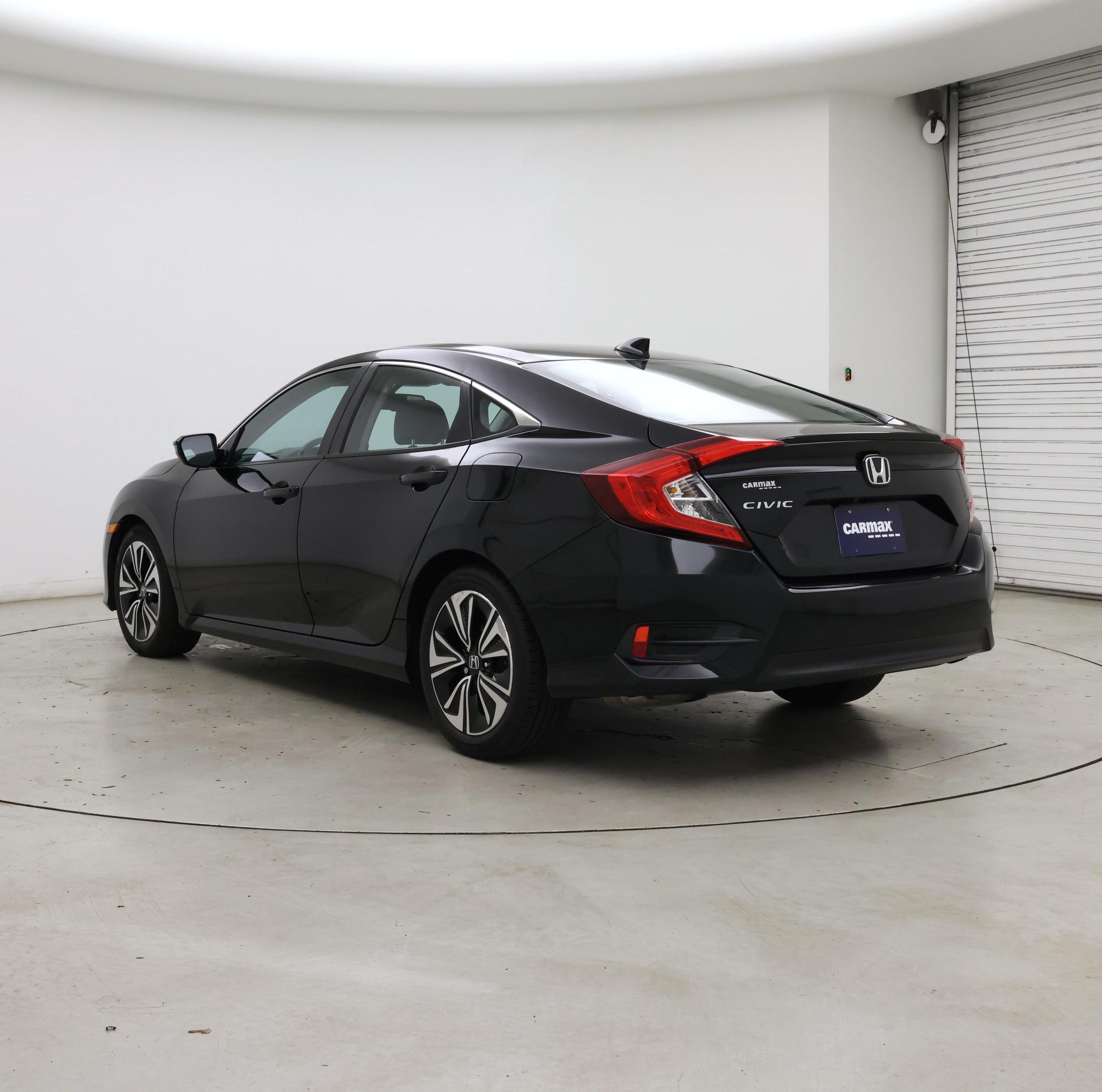 Thumbnail: 2017 Honda Civic - 2