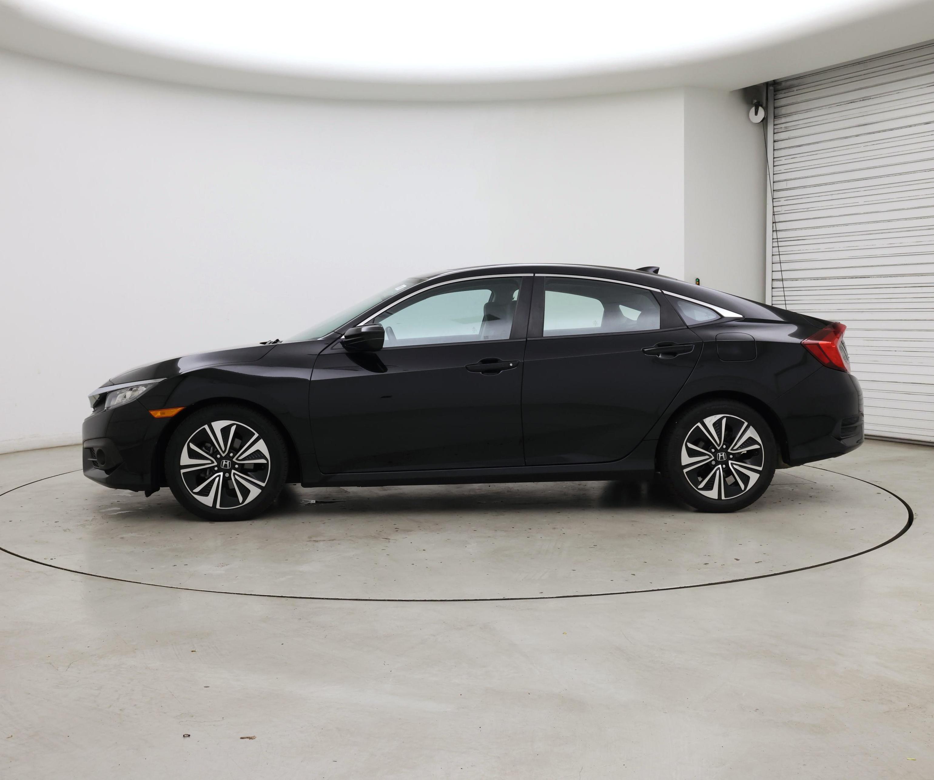 Thumbnail: 2017 Honda Civic - 3