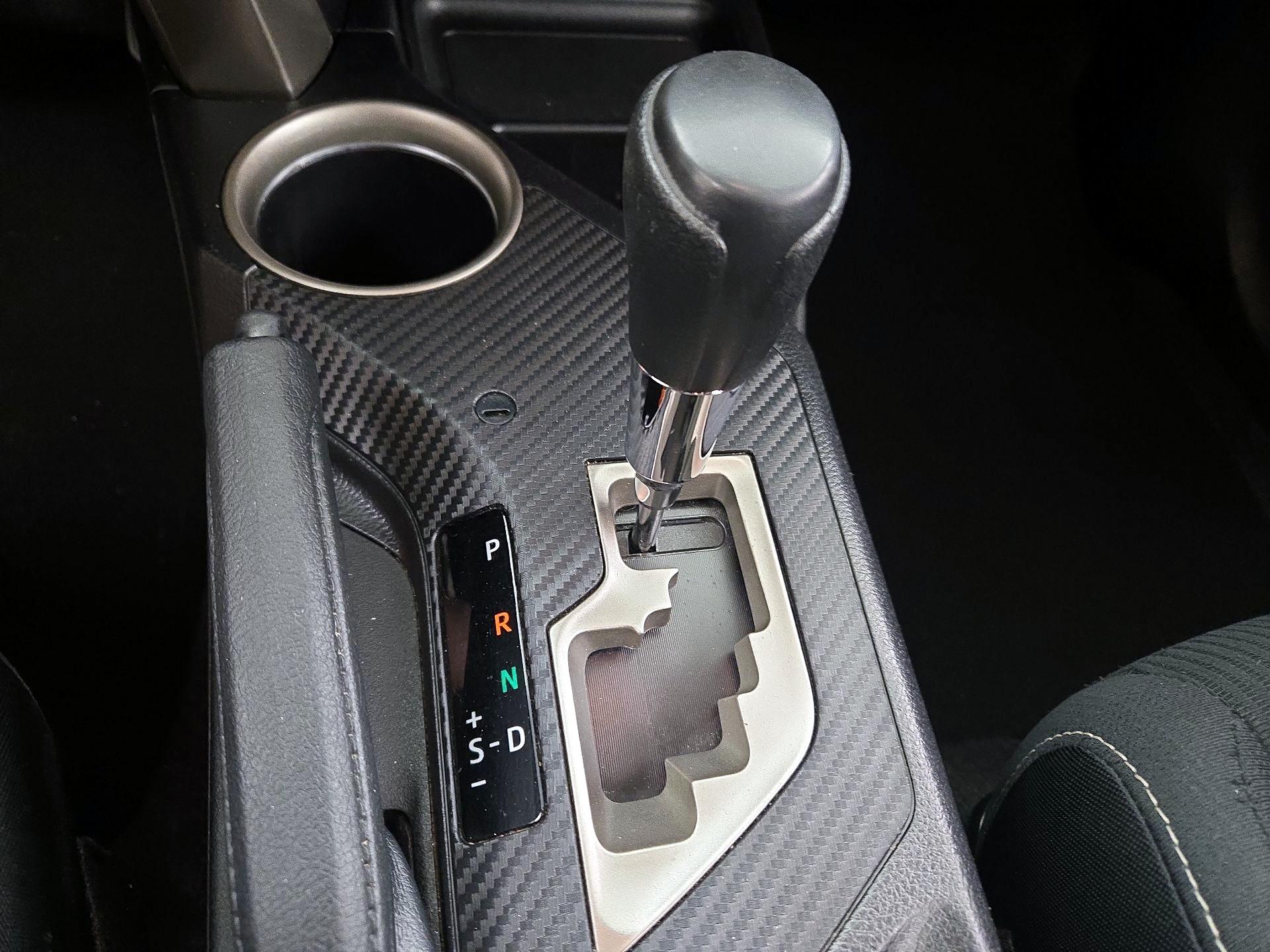 Thumbnail: 2014 Toyota RAV4 - 17