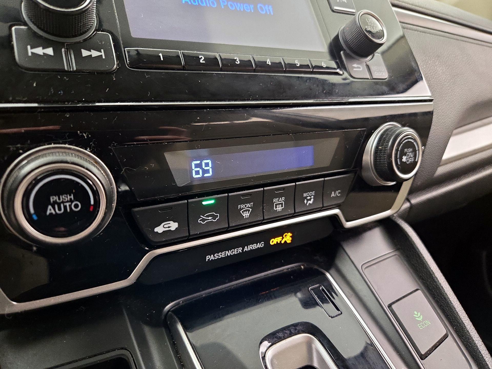 Thumbnail: 2018 Honda CR-V - 15