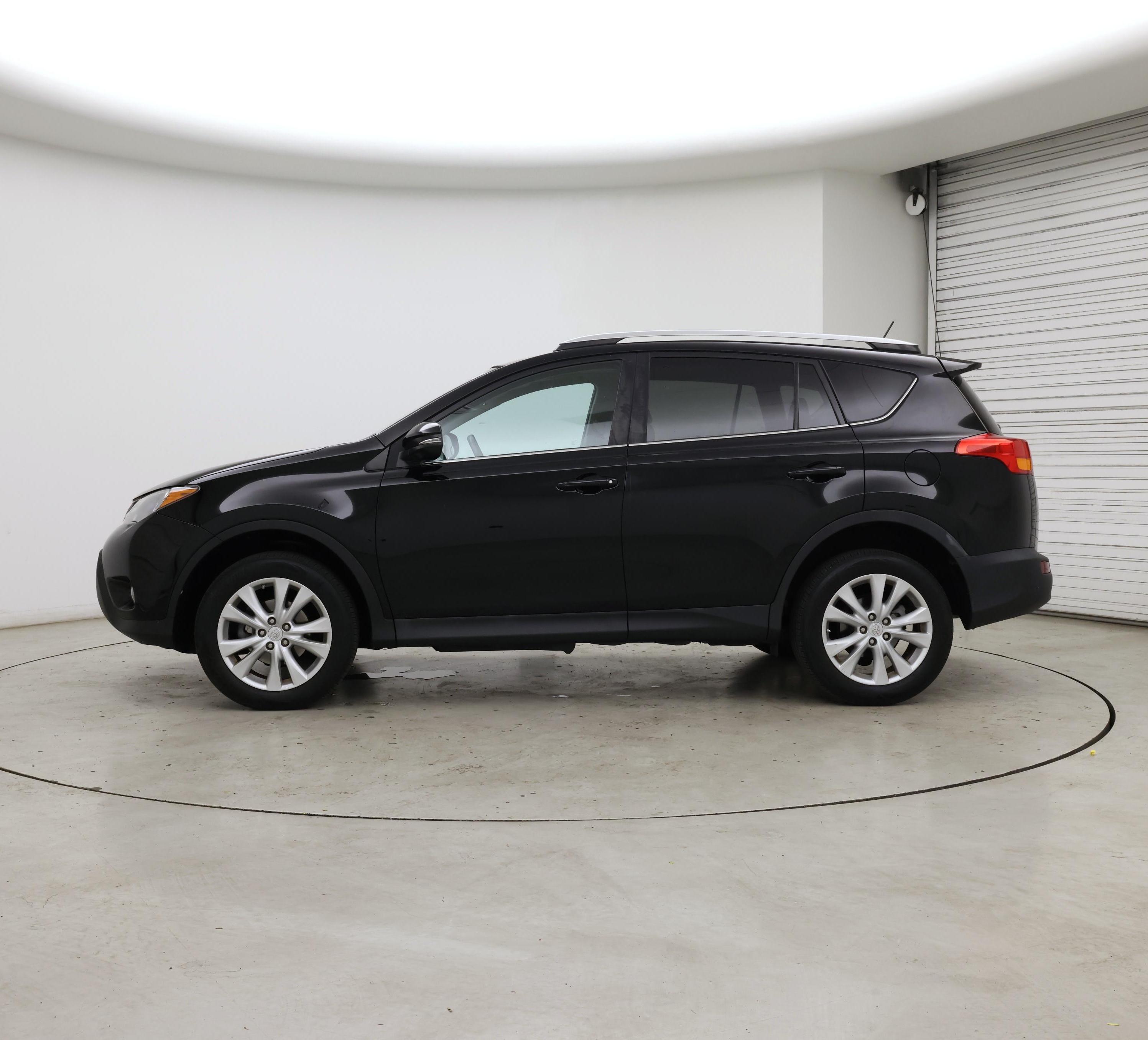 Thumbnail: 2015 Toyota RAV4 - 3