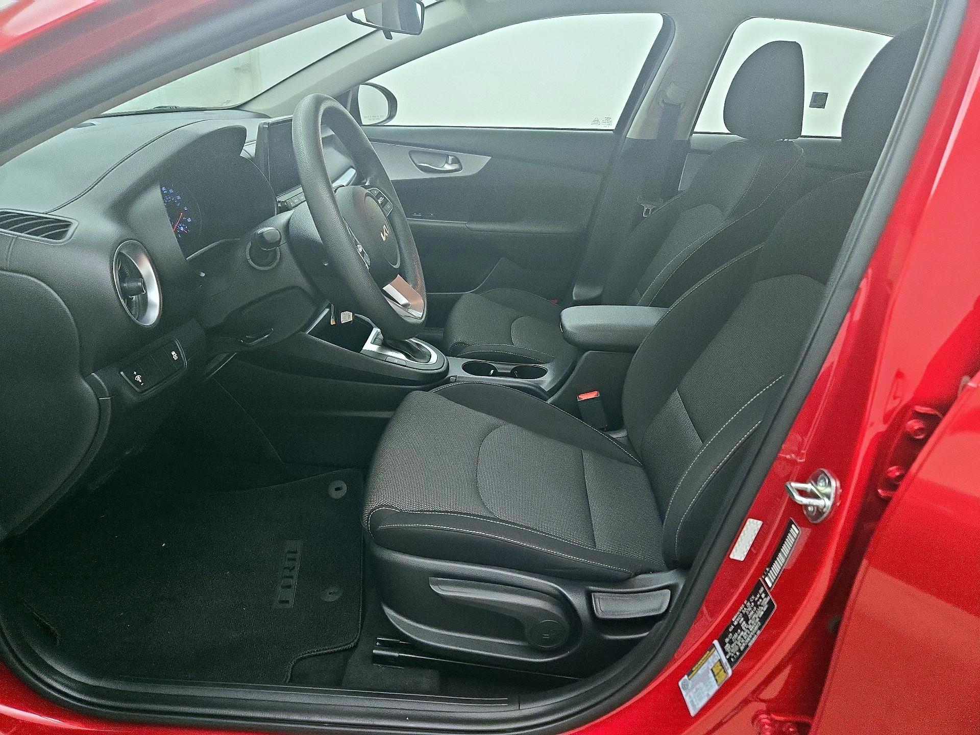 Thumbnail: 2023 Kia Forte - 11