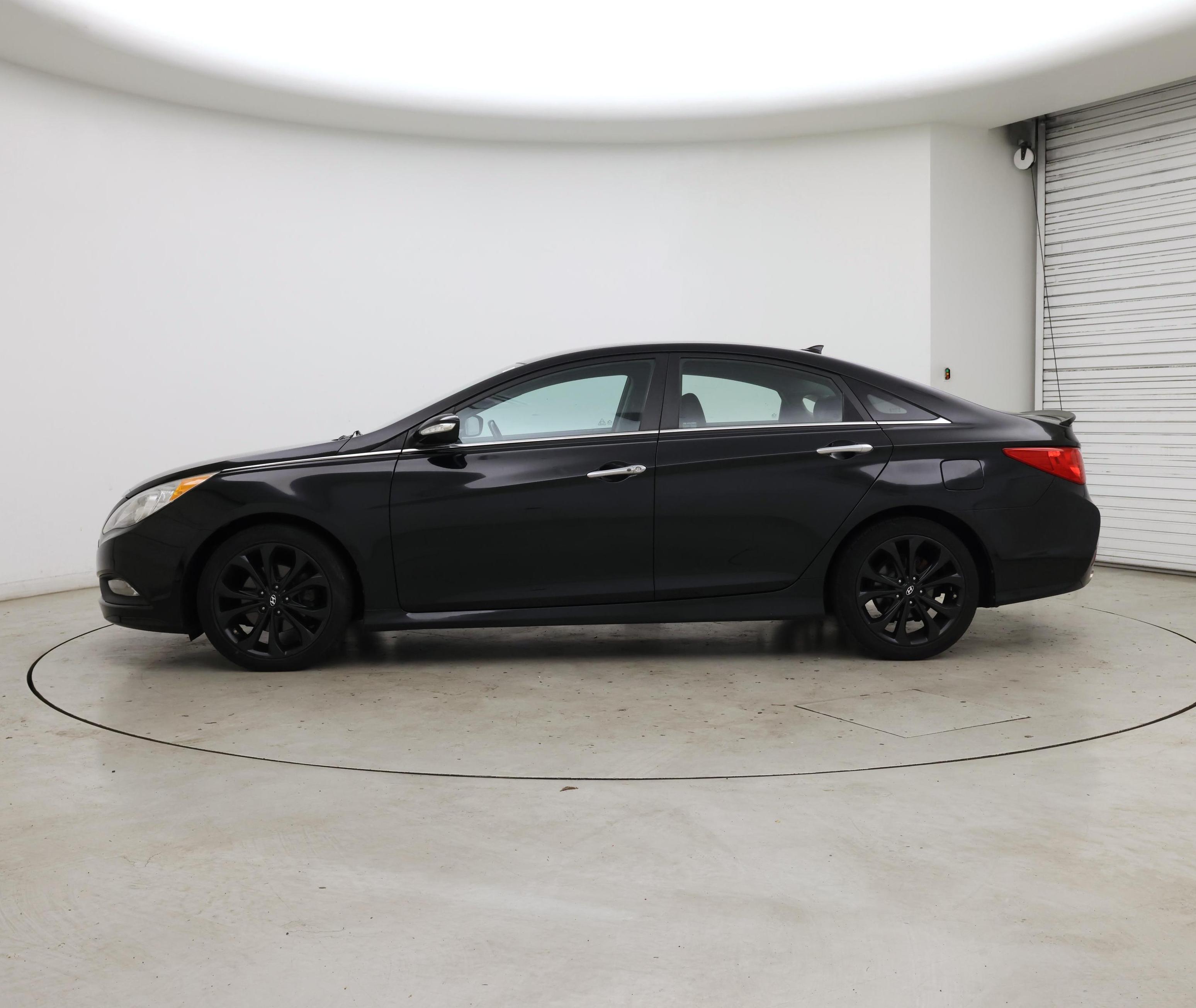 Thumbnail: 2014 Hyundai Sonata - 3