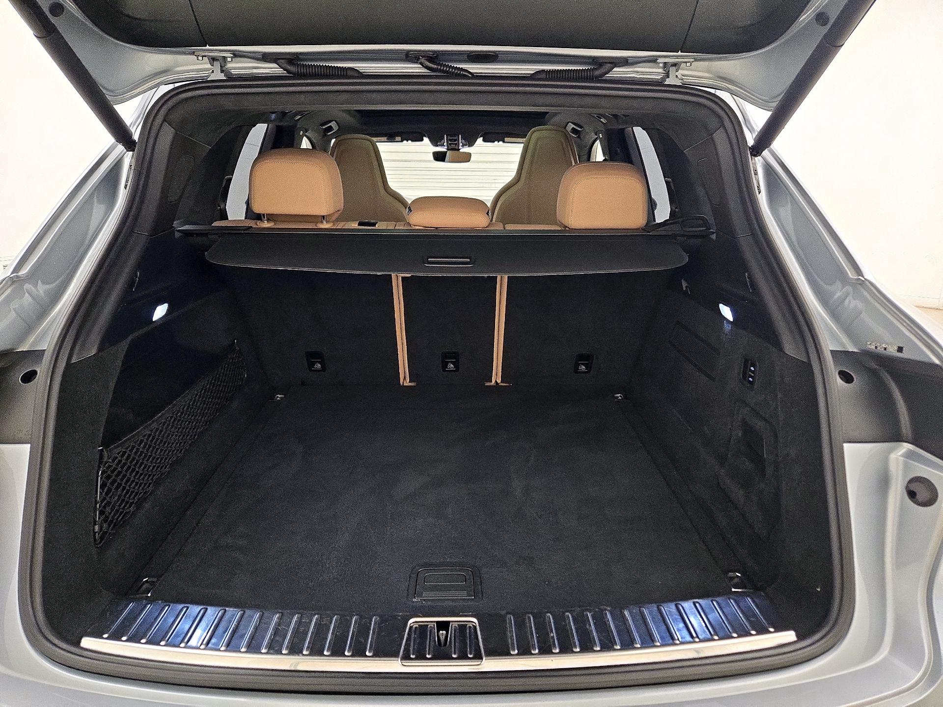 Thumbnail: 2021 Porsche Cayenne - 20