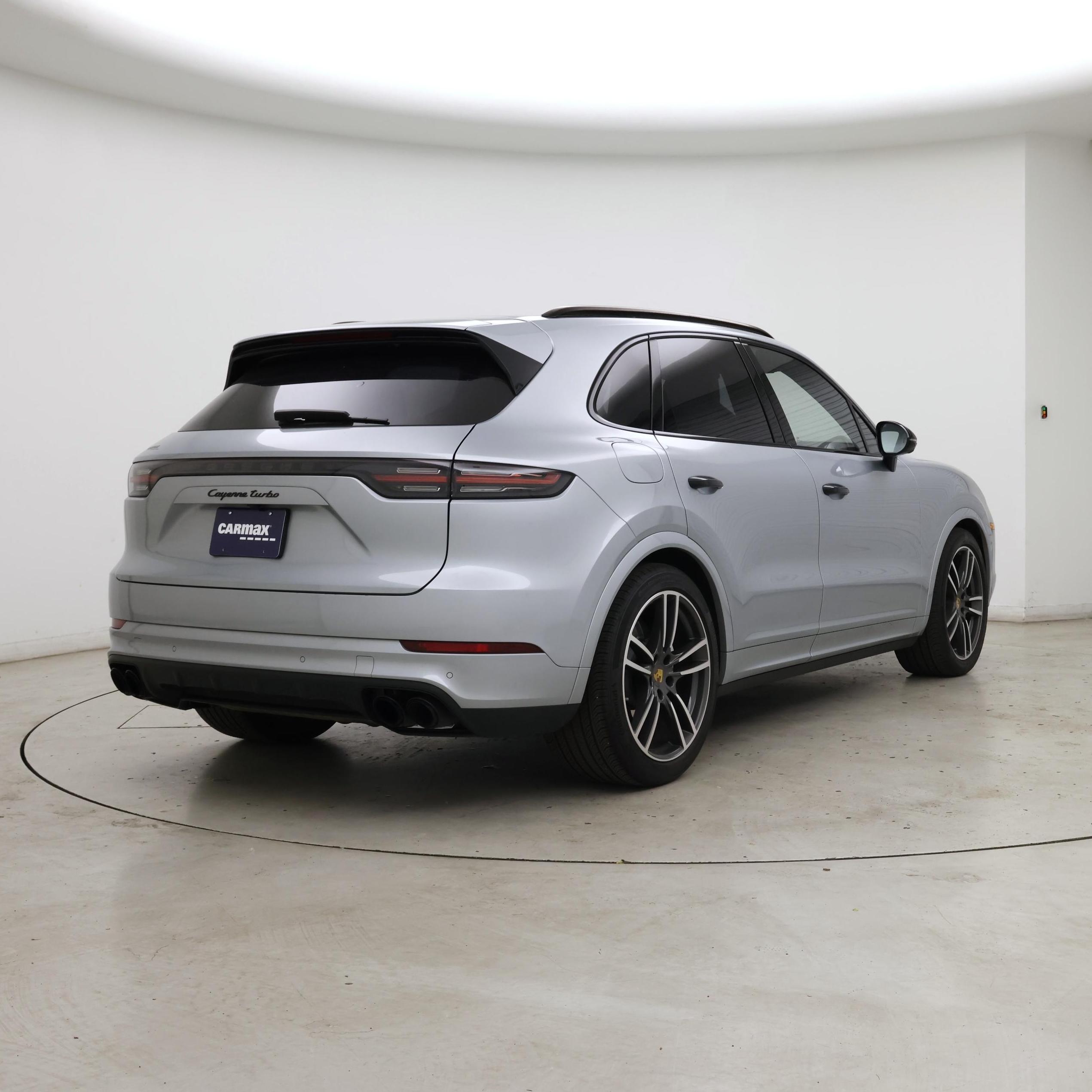 Thumbnail: 2021 Porsche Cayenne - 8