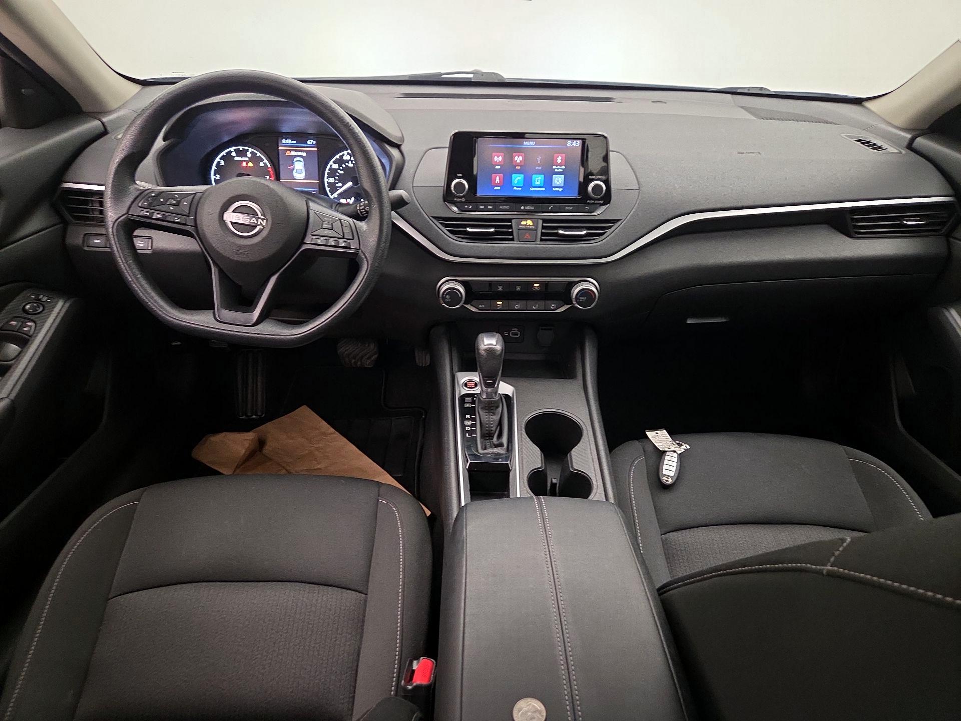 Thumbnail: 2023 Nissan Altima - 9