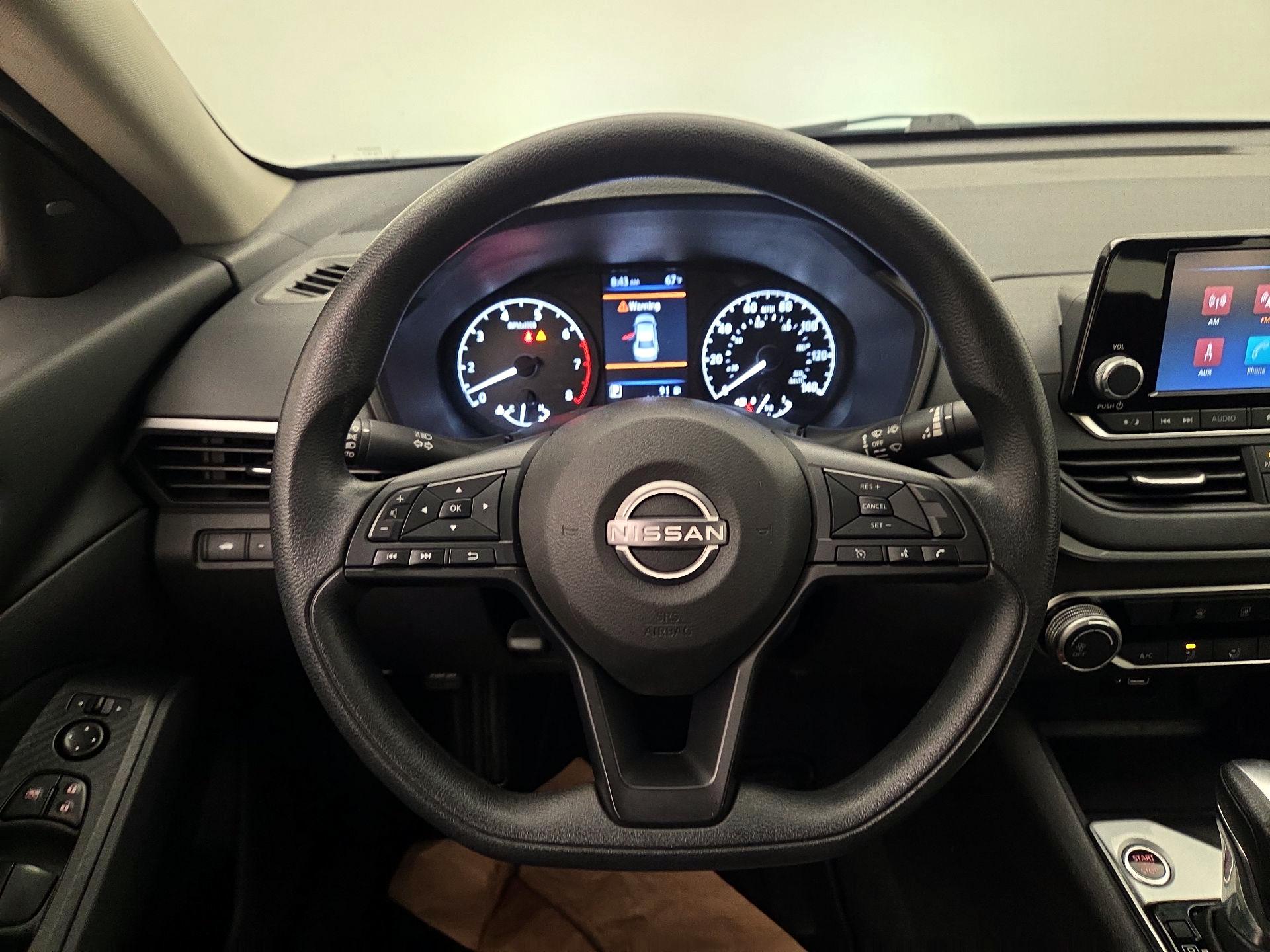Thumbnail: 2023 Nissan Altima - 10