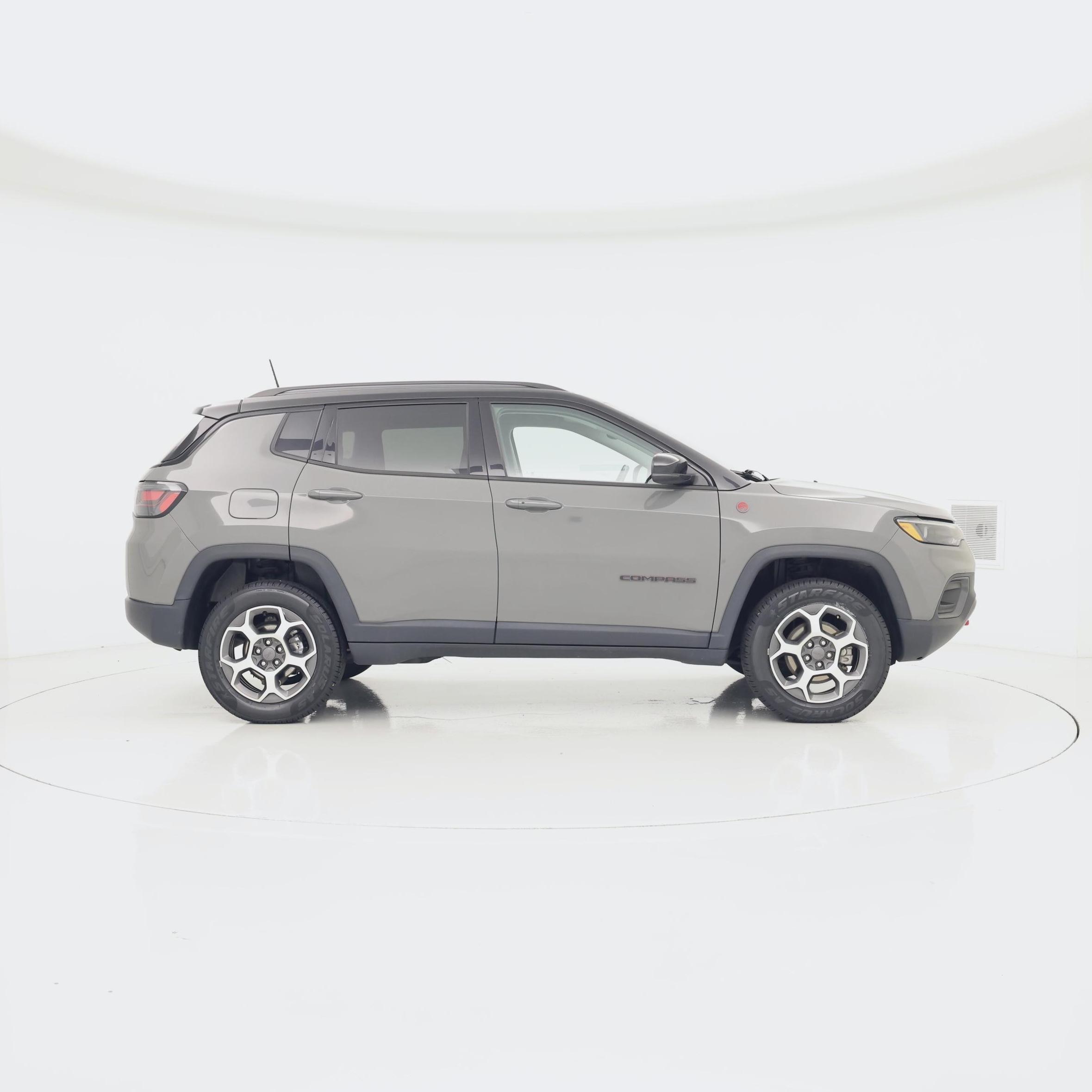 Thumbnail: 2022 Jeep Compass - 7