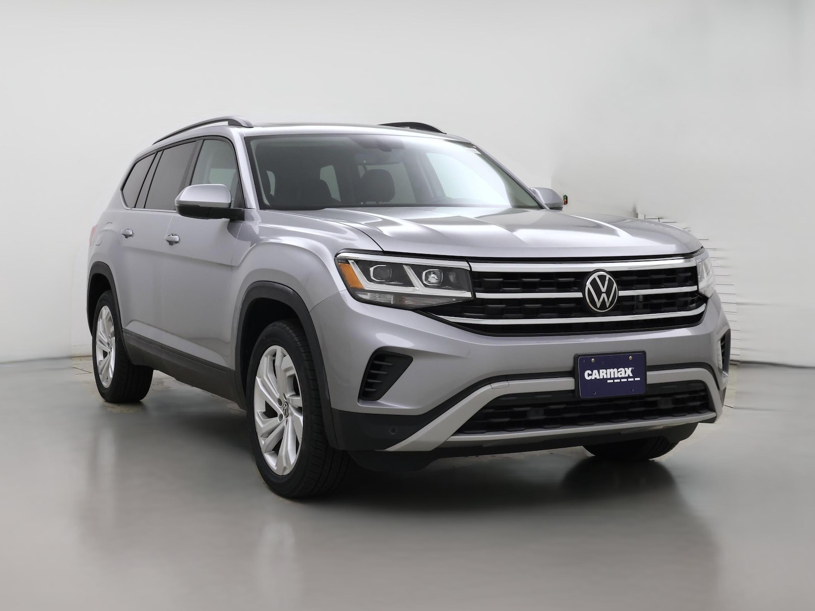 2023 Volkswagen Atlas SE w/Tech - Photo 1