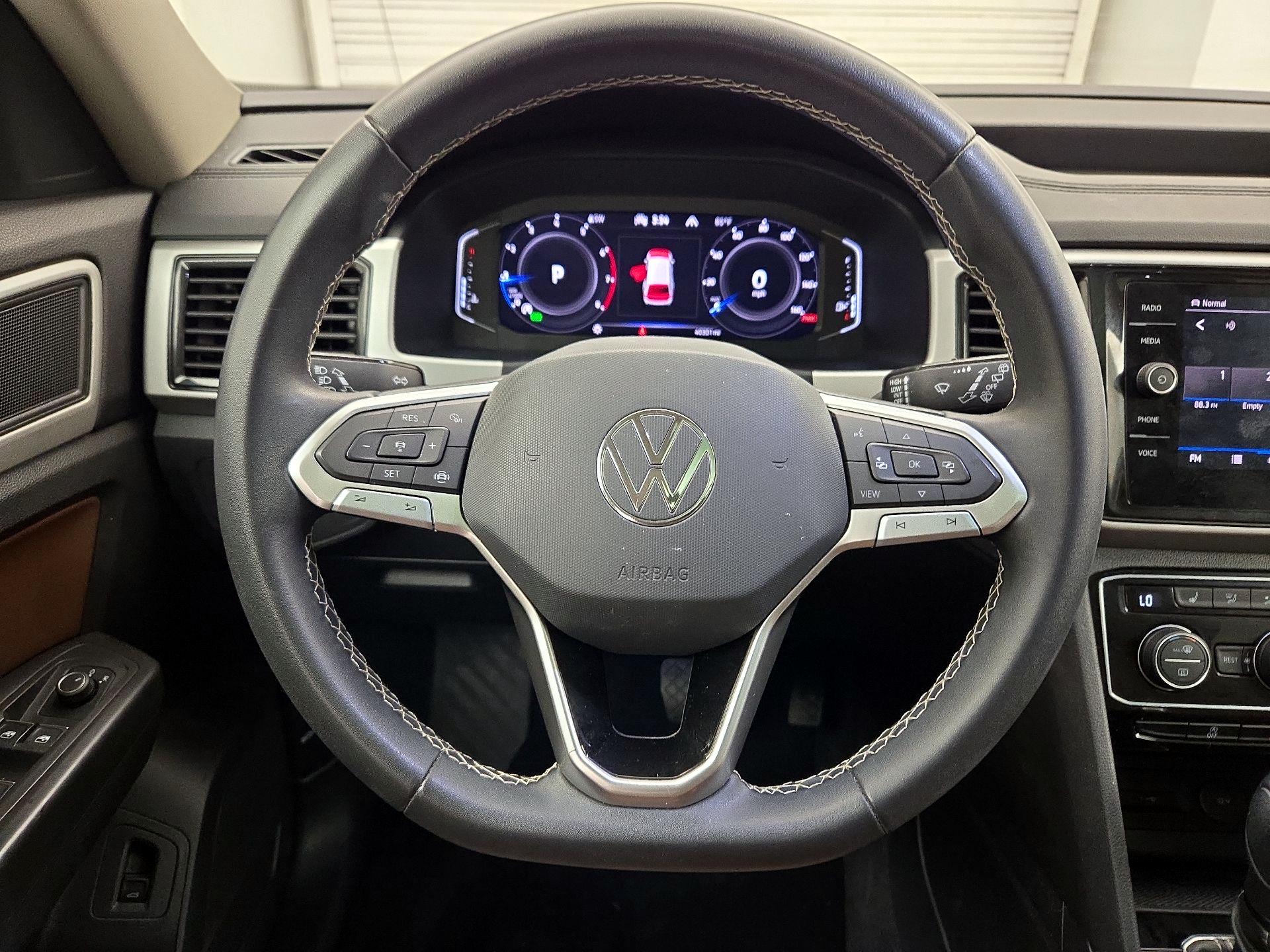 Thumbnail: 2023 Volkswagen Atlas - 10