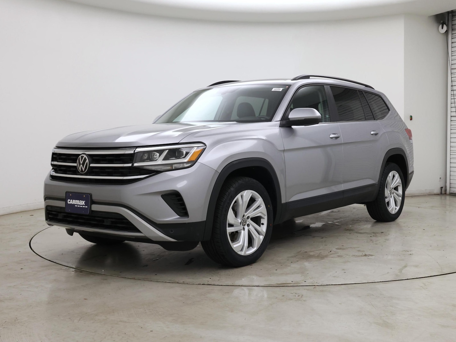 2023 Volkswagen Atlas SE w/Tech - Photo 5