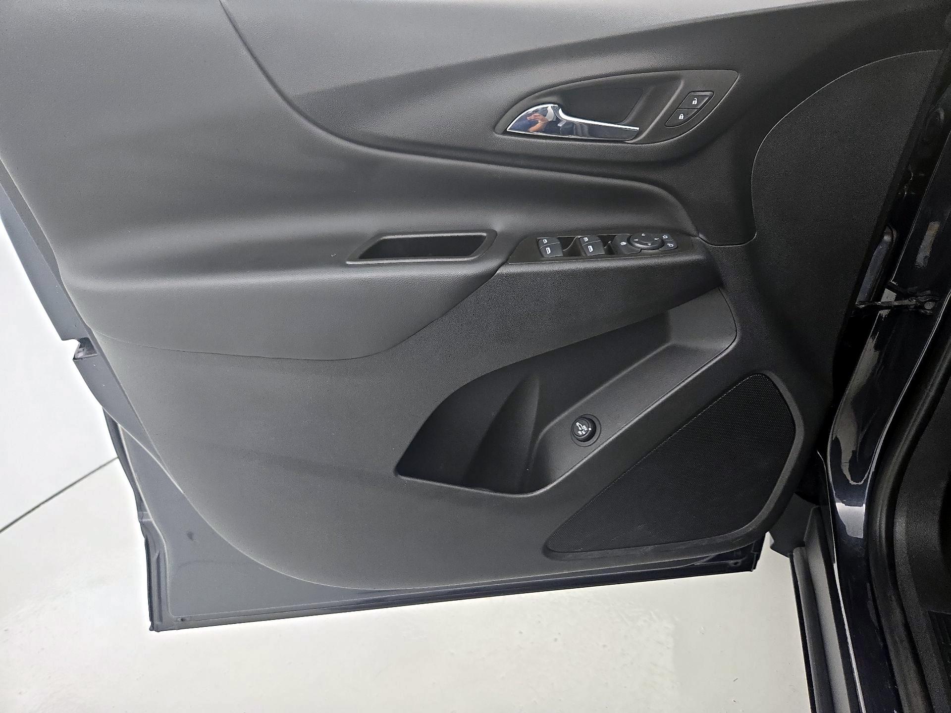 Thumbnail: 2023 Chevrolet Equinox - 12