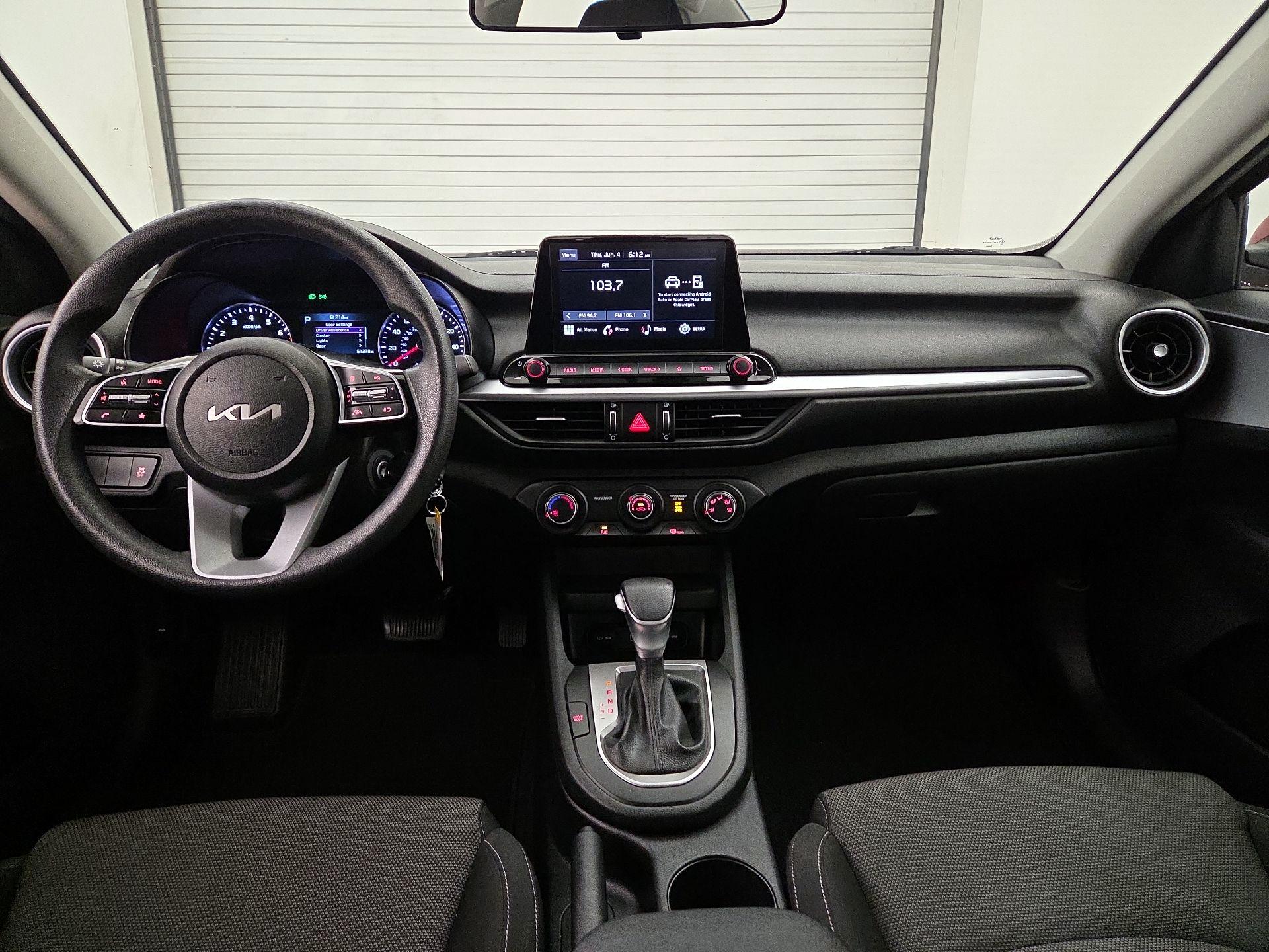 Thumbnail: 2023 Kia Forte - 9