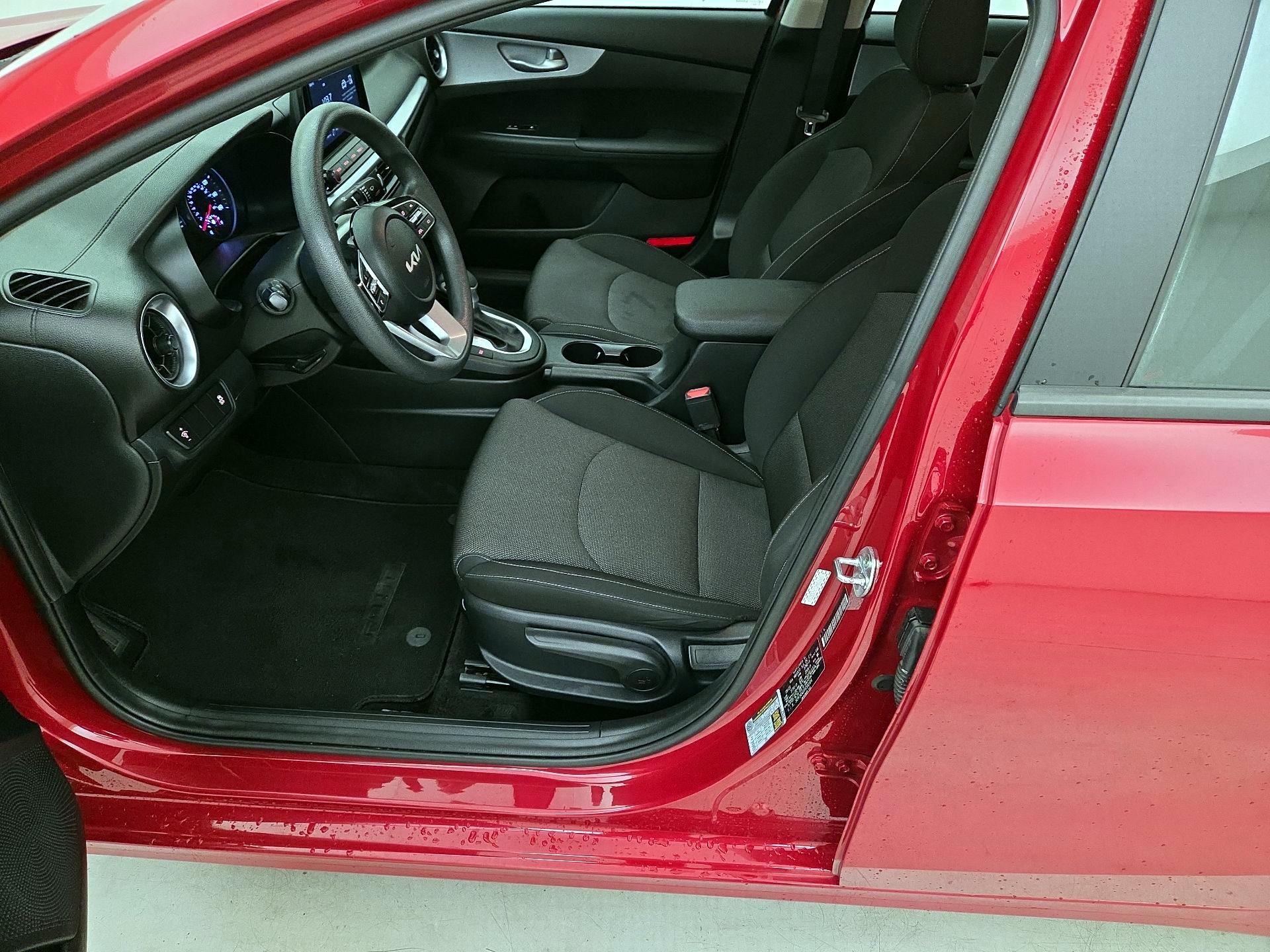 Thumbnail: 2023 Kia Forte - 11