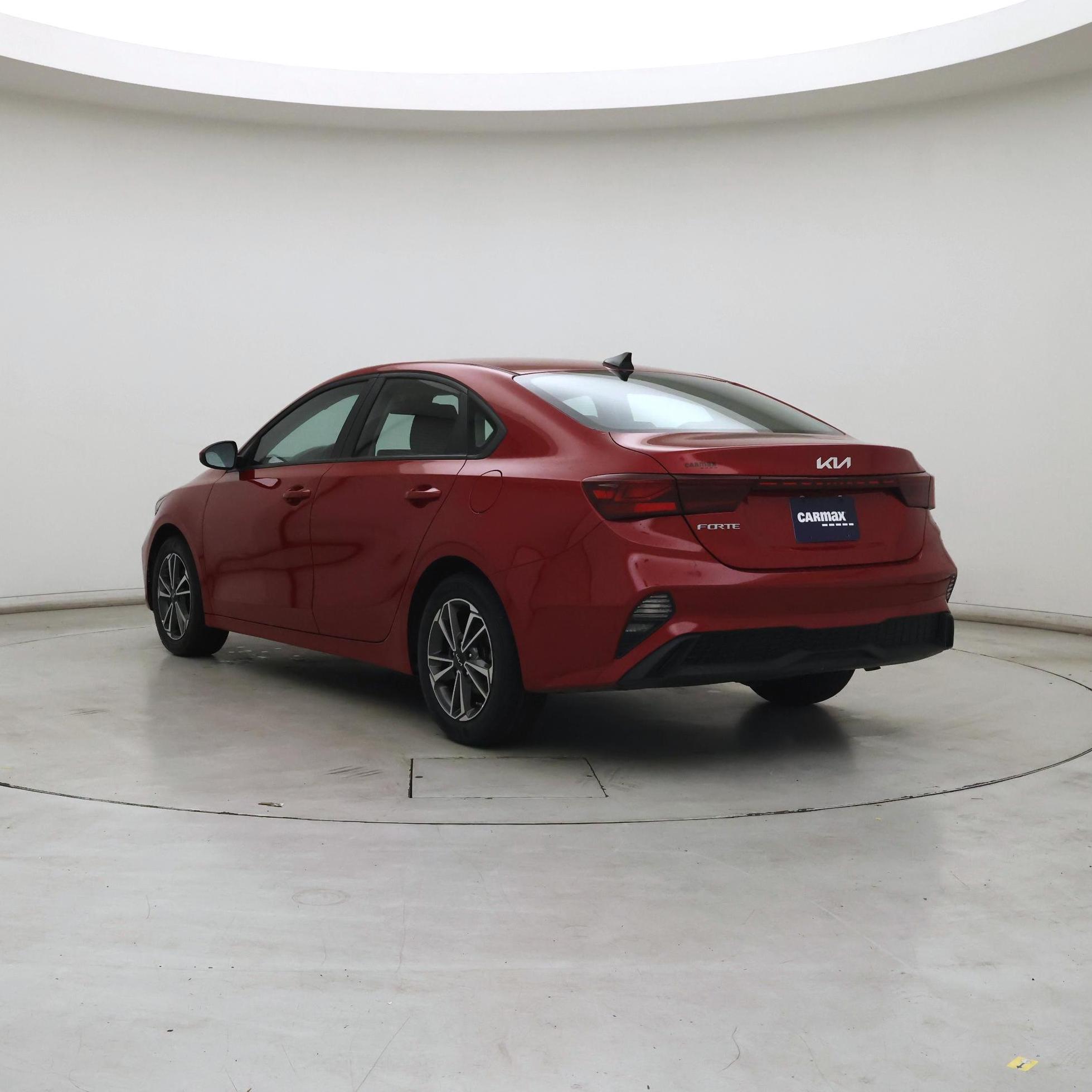 Thumbnail: 2023 Kia Forte - 2