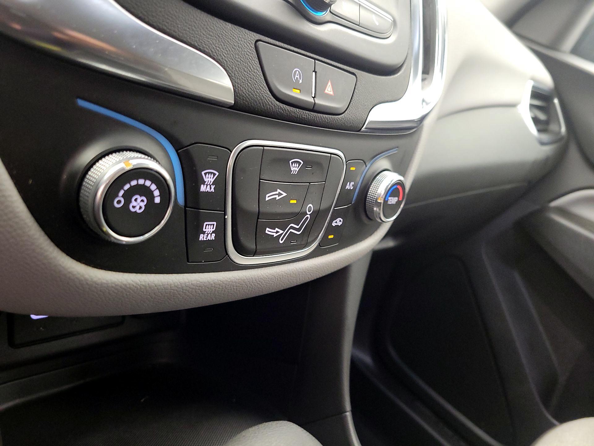Thumbnail: 2024 Chevrolet Equinox - 16