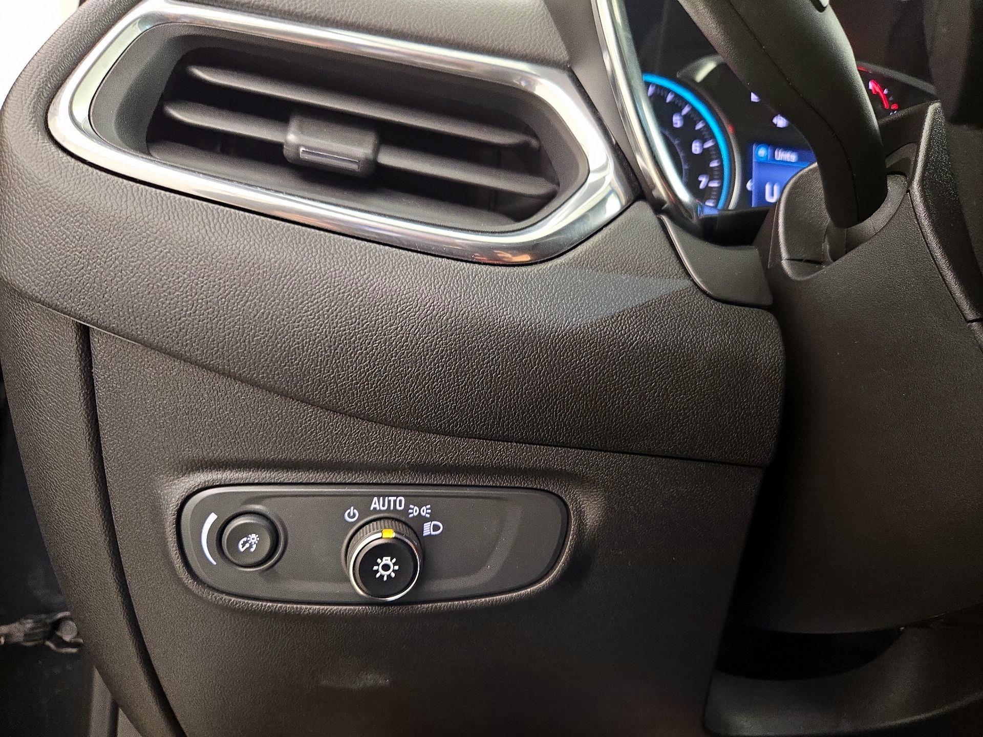Thumbnail: 2023 Chevrolet Equinox - 13