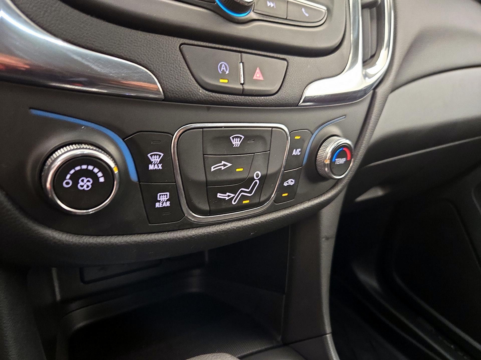 Thumbnail: 2023 Chevrolet Equinox - 16