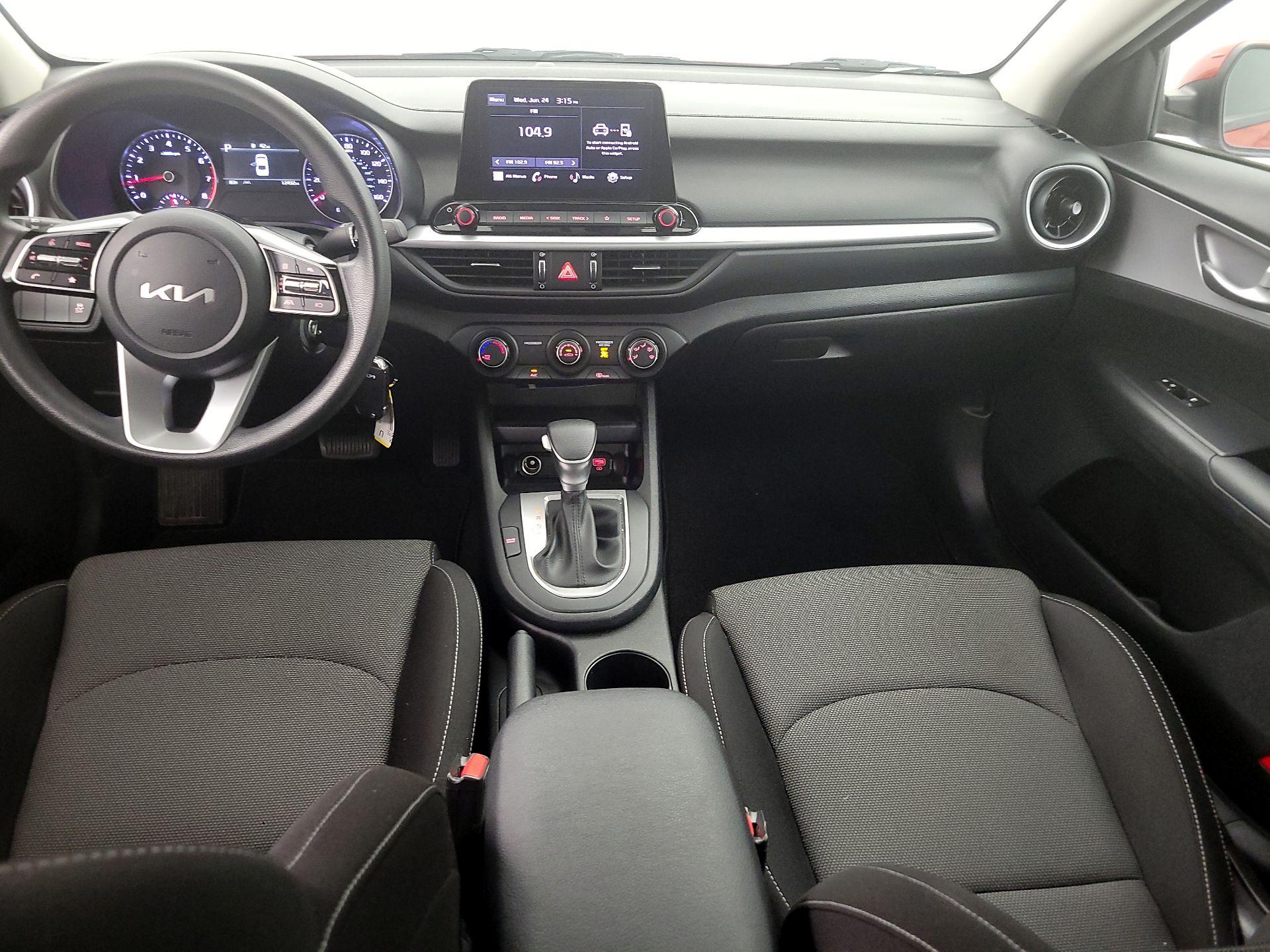 Thumbnail: 2024 Kia Forte - 9