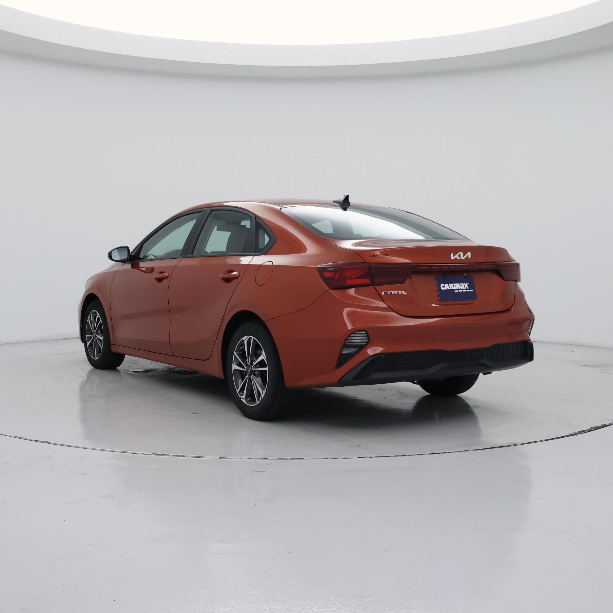 Thumbnail: 2024 Kia Forte - 2