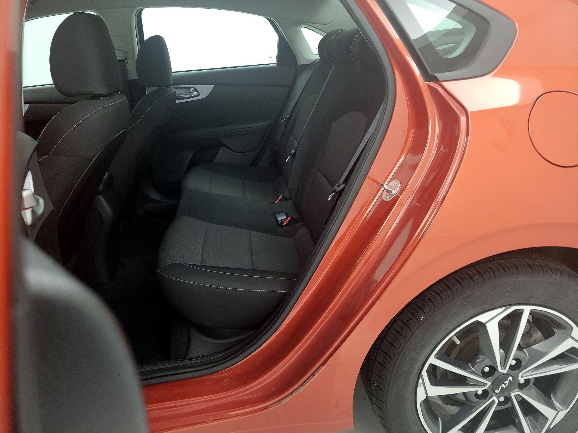 Thumbnail: 2024 Kia Forte - 19