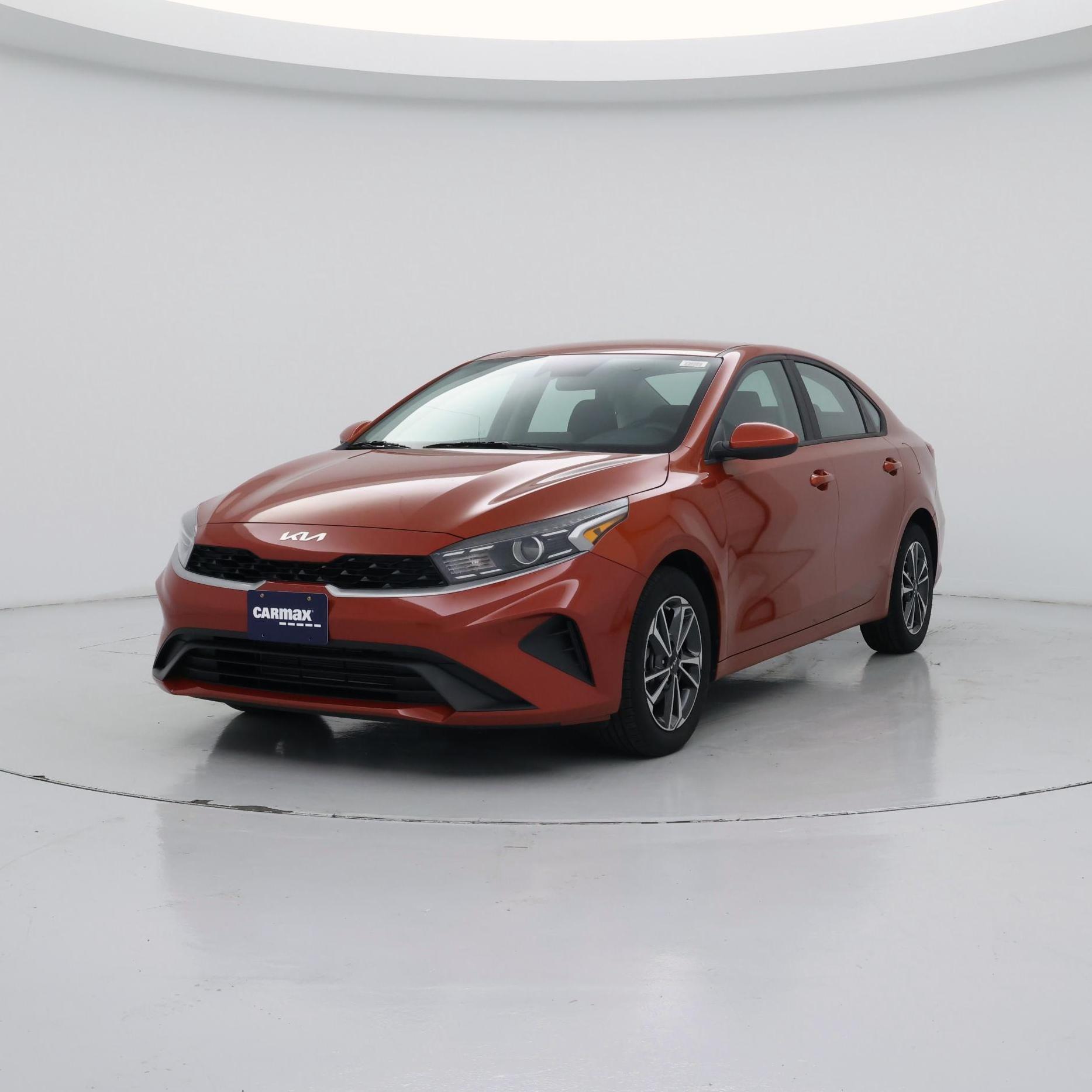 Thumbnail: 2024 Kia Forte - 4