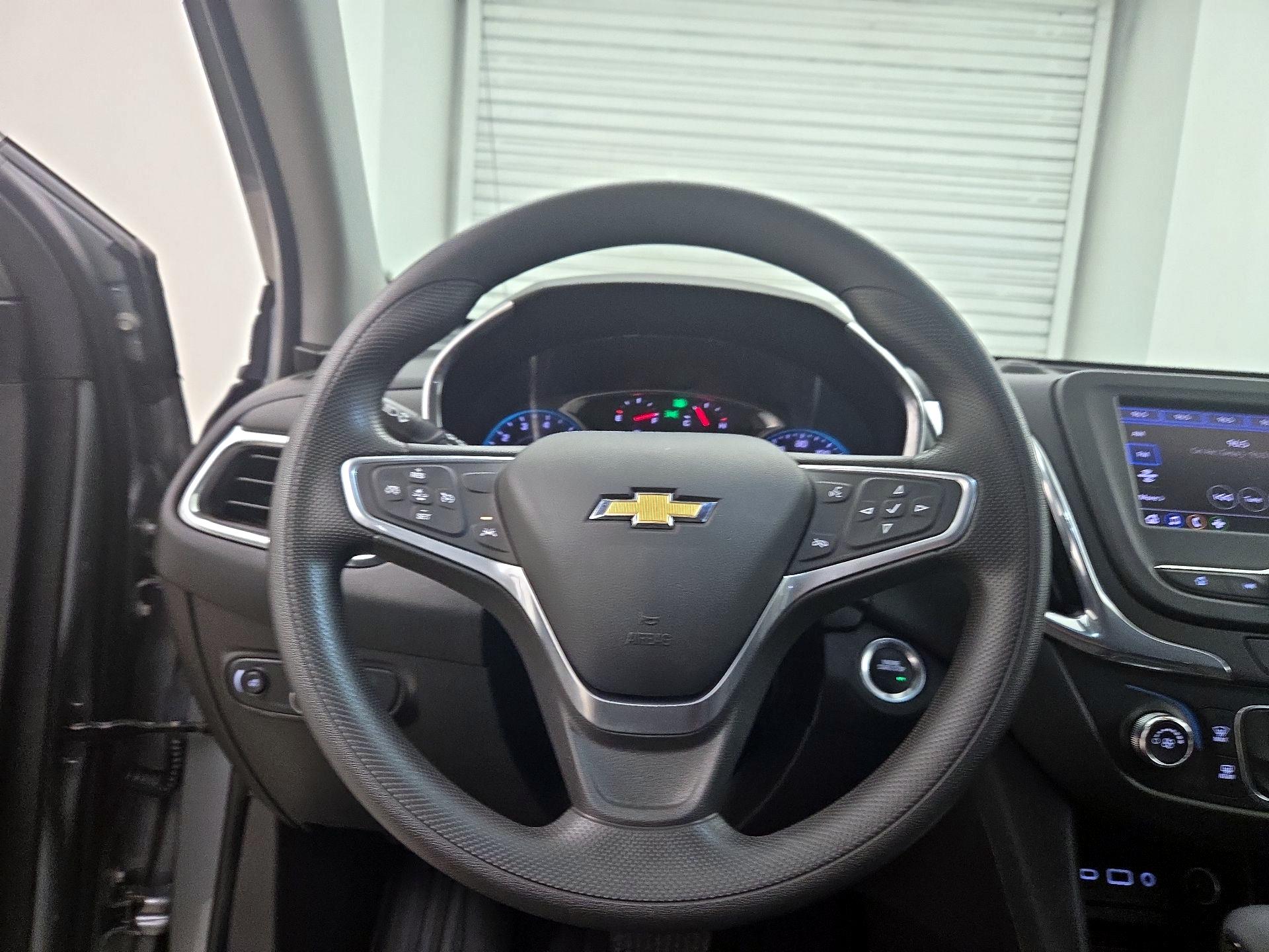 Thumbnail: 2023 Chevrolet Equinox - 10