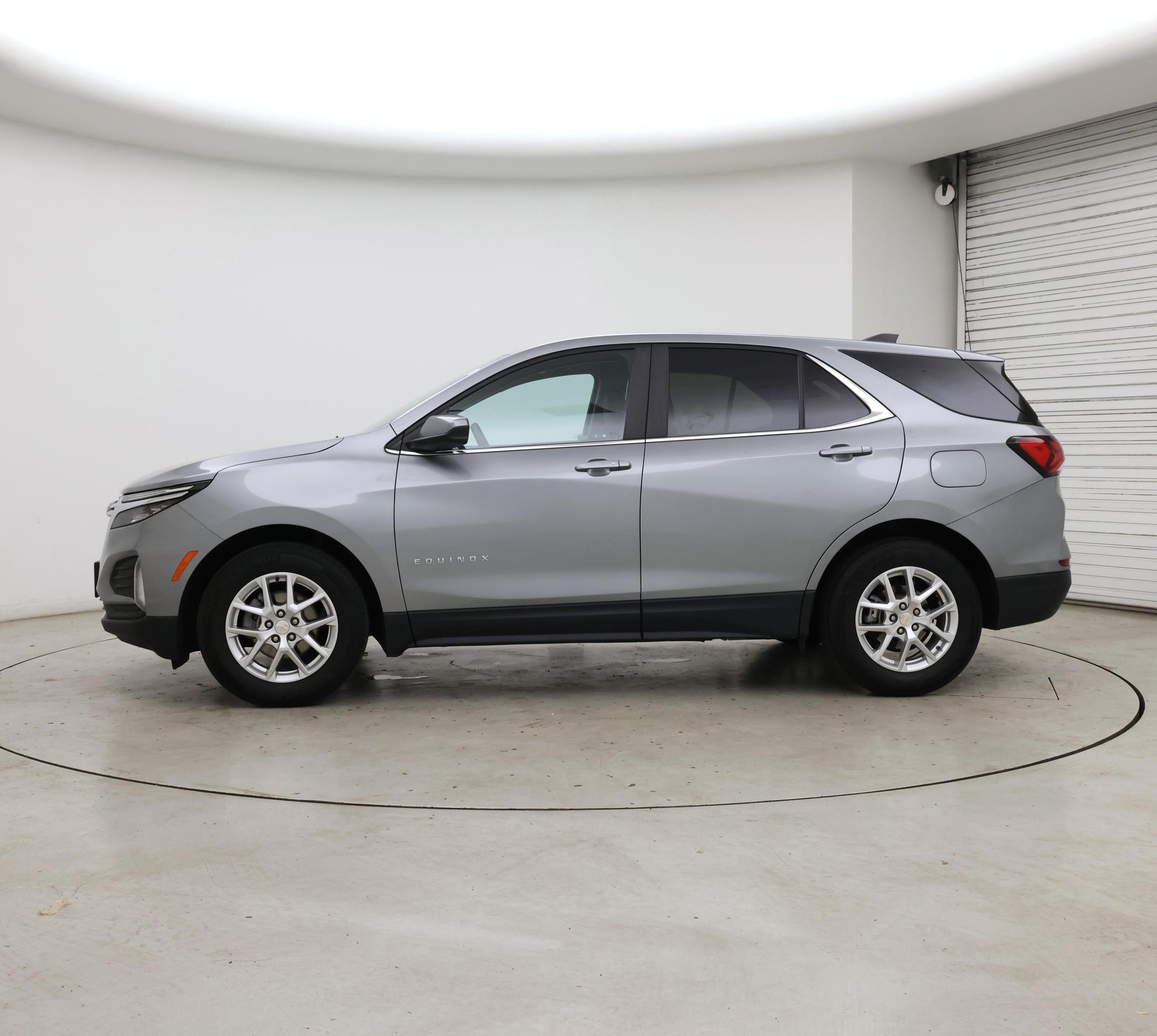 Thumbnail: 2023 Chevrolet Equinox - 3