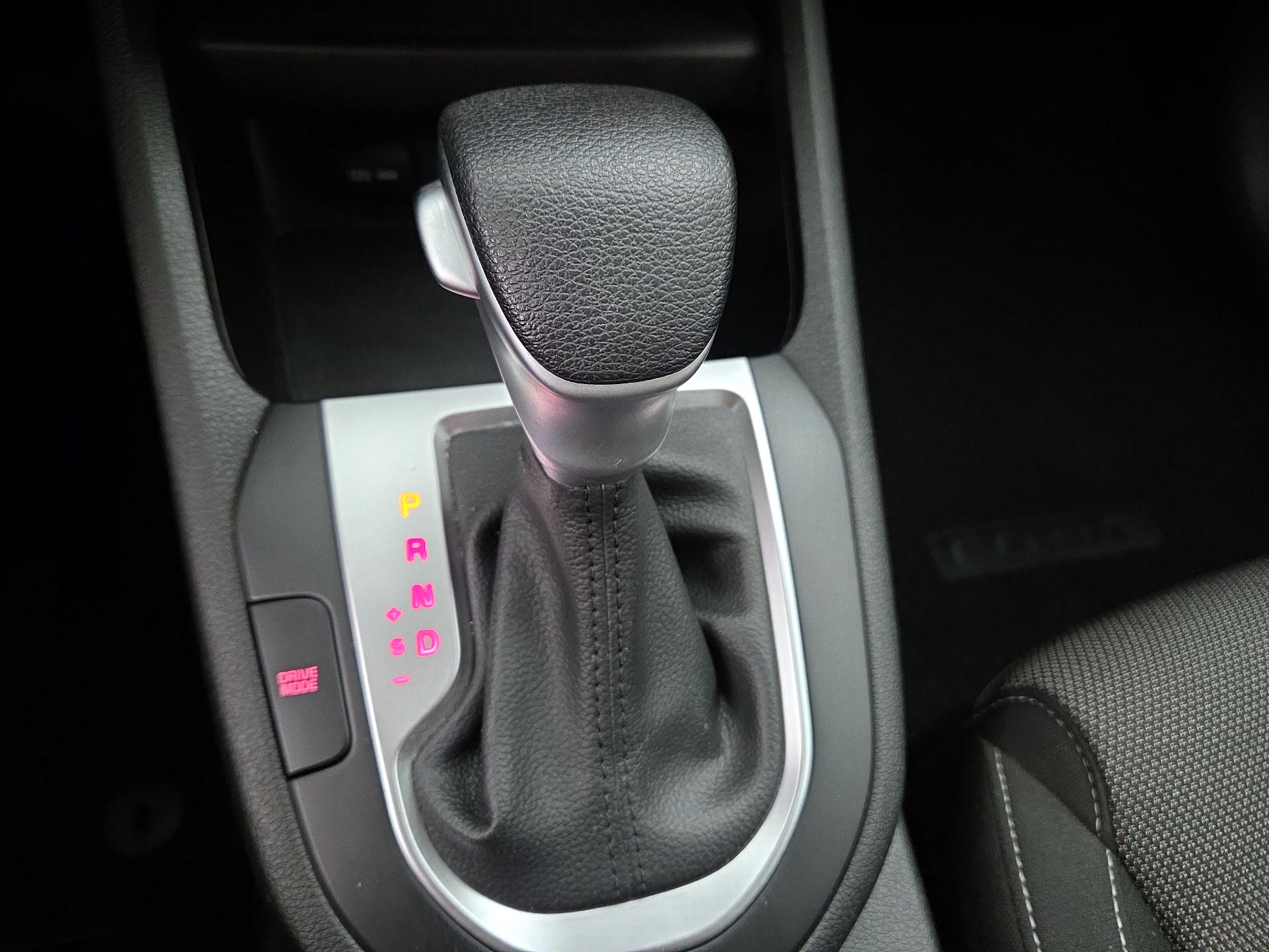 Thumbnail: 2023 Kia Forte - 17