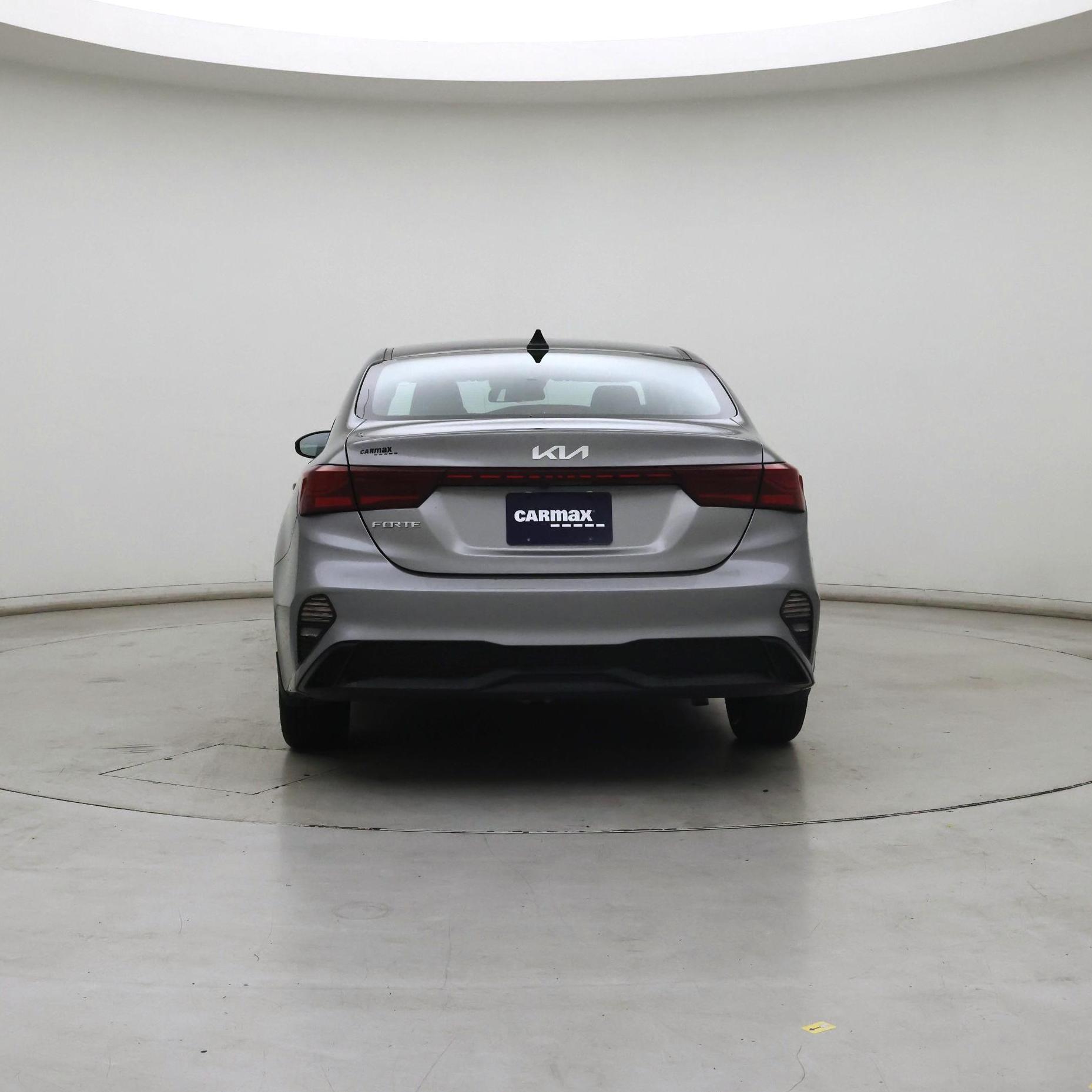 Thumbnail: 2023 Kia Forte - 6