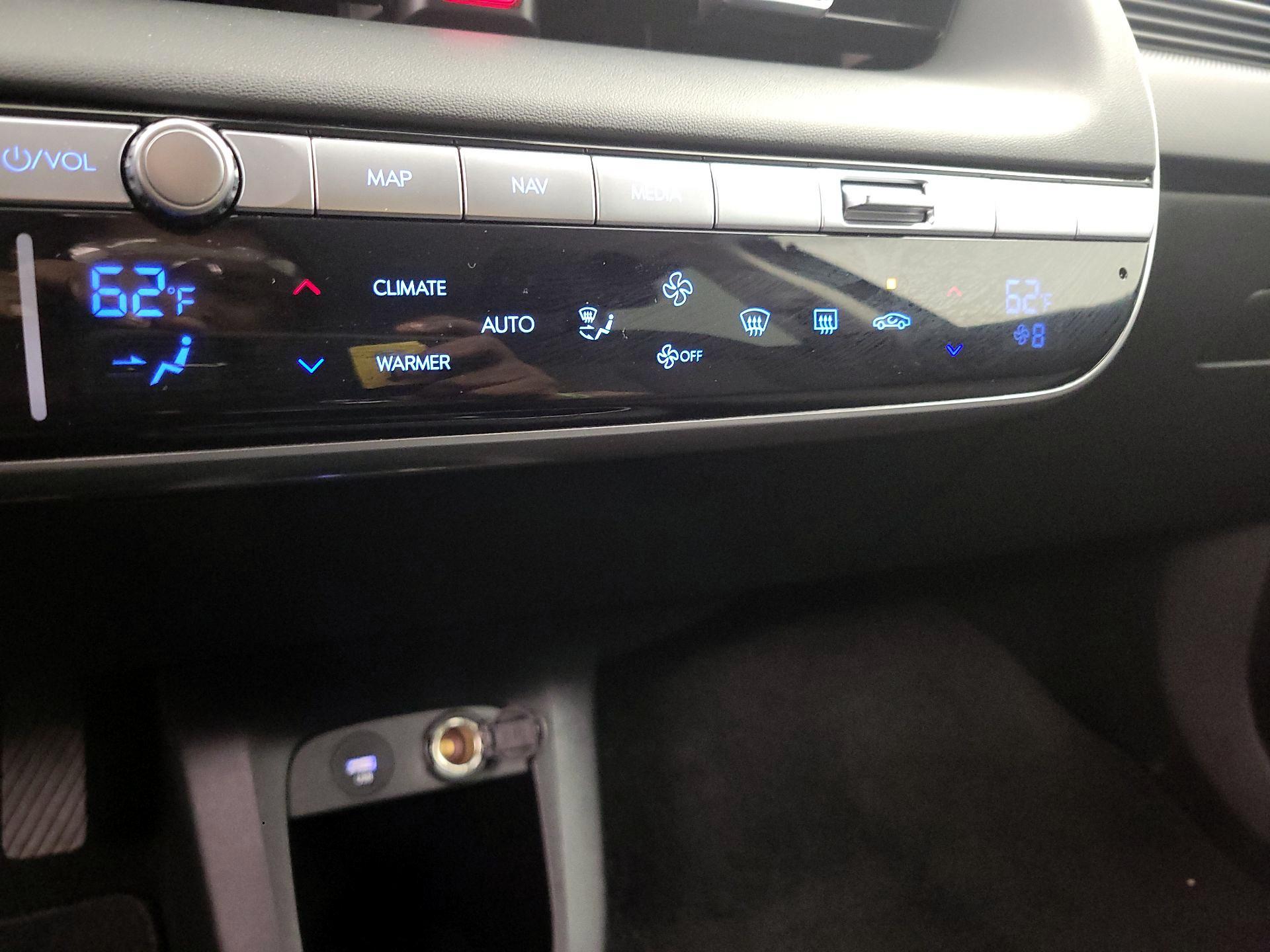 Thumbnail: 2024 Hyundai Ioniq 5 - 17