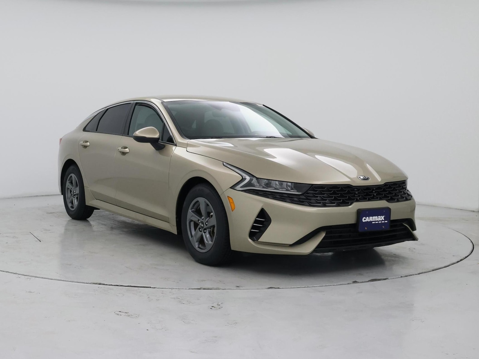 2021 Kia K5 LXS - Photo 2