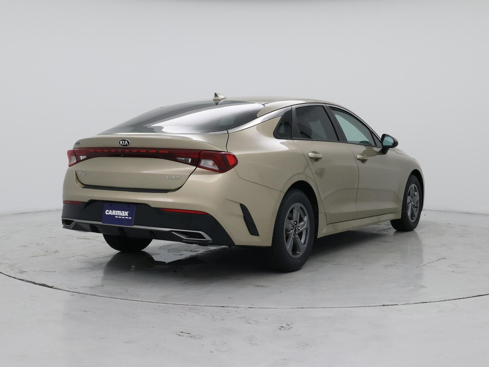 2021 Kia K5 LXS - Photo 9