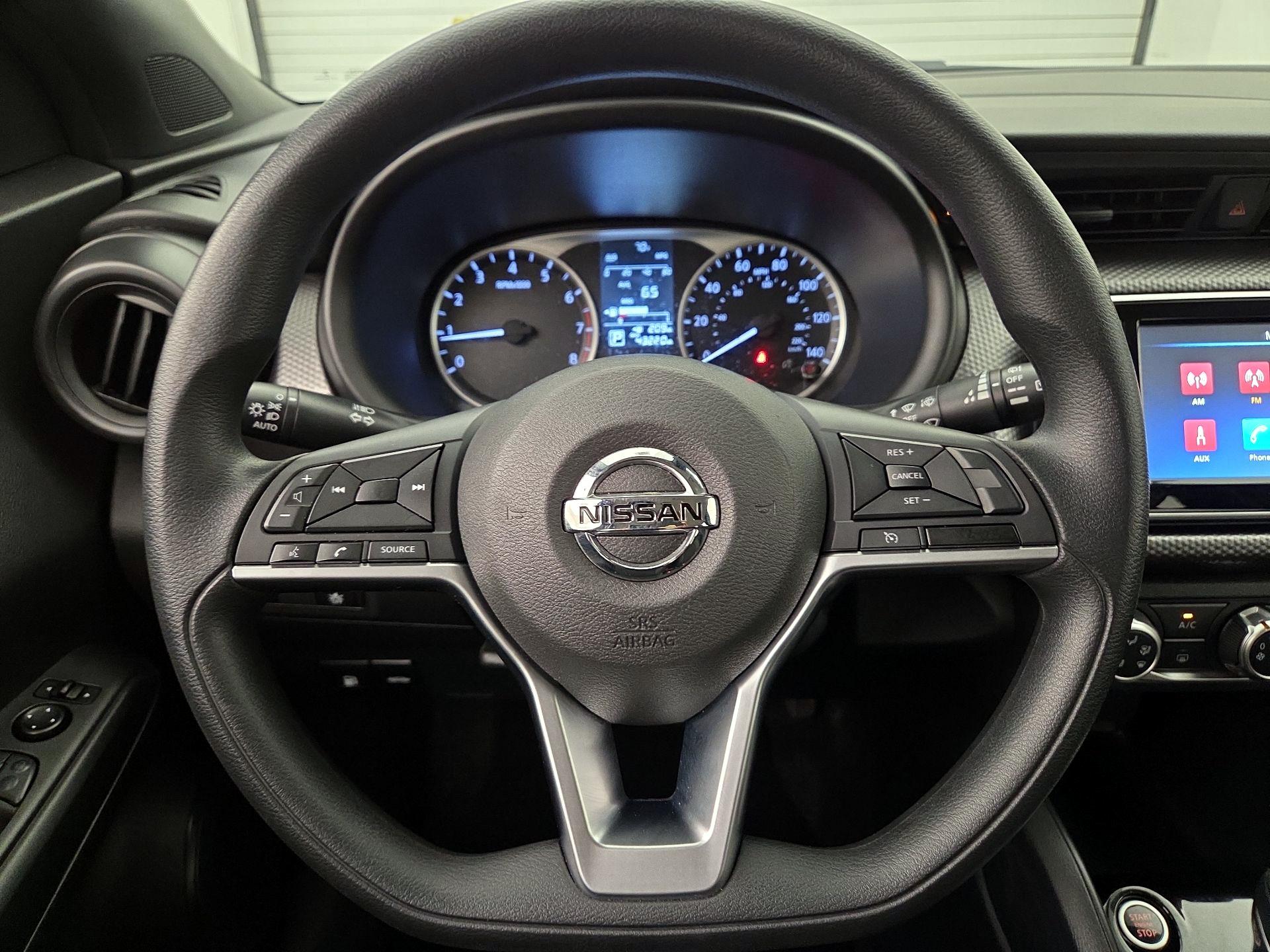 Thumbnail: 2020 Nissan Kicks - 10