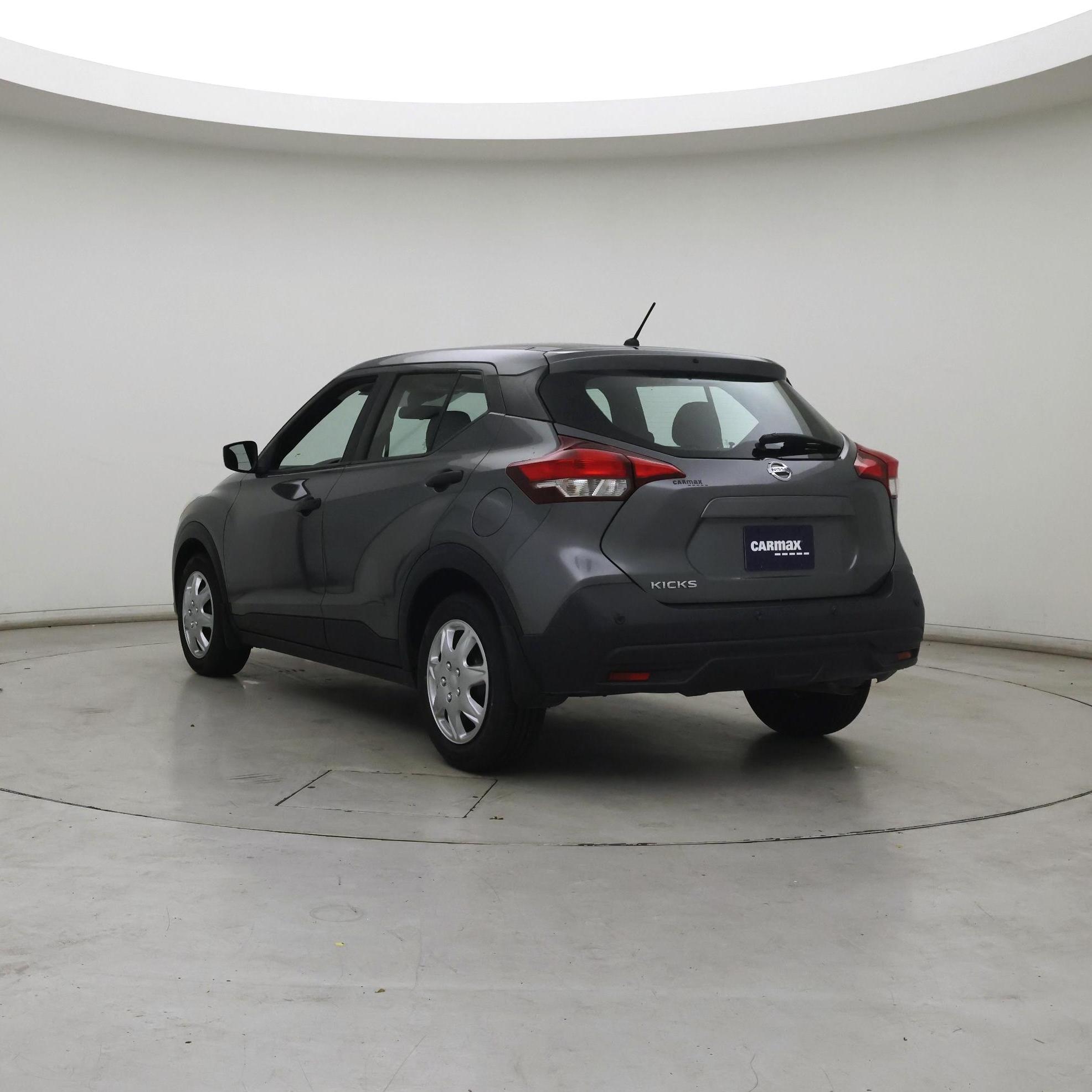 Thumbnail: 2020 Nissan Kicks - 2