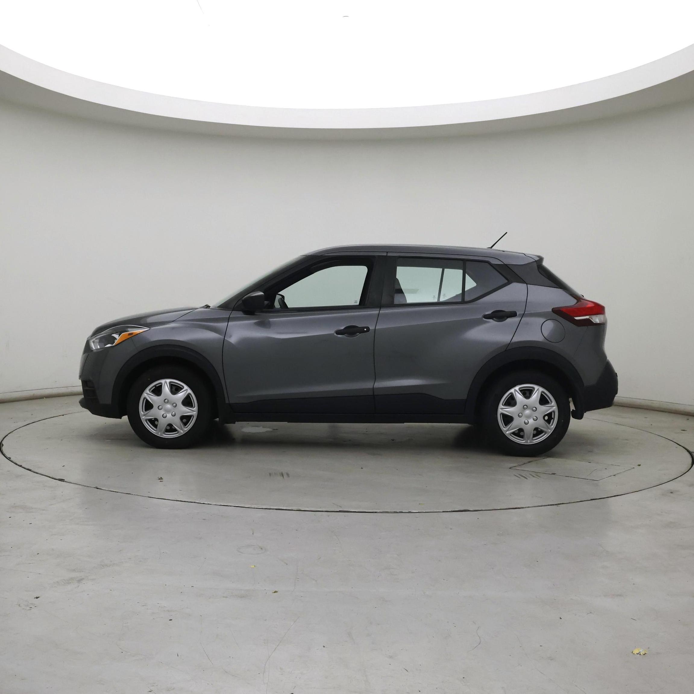 Thumbnail: 2020 Nissan Kicks - 3