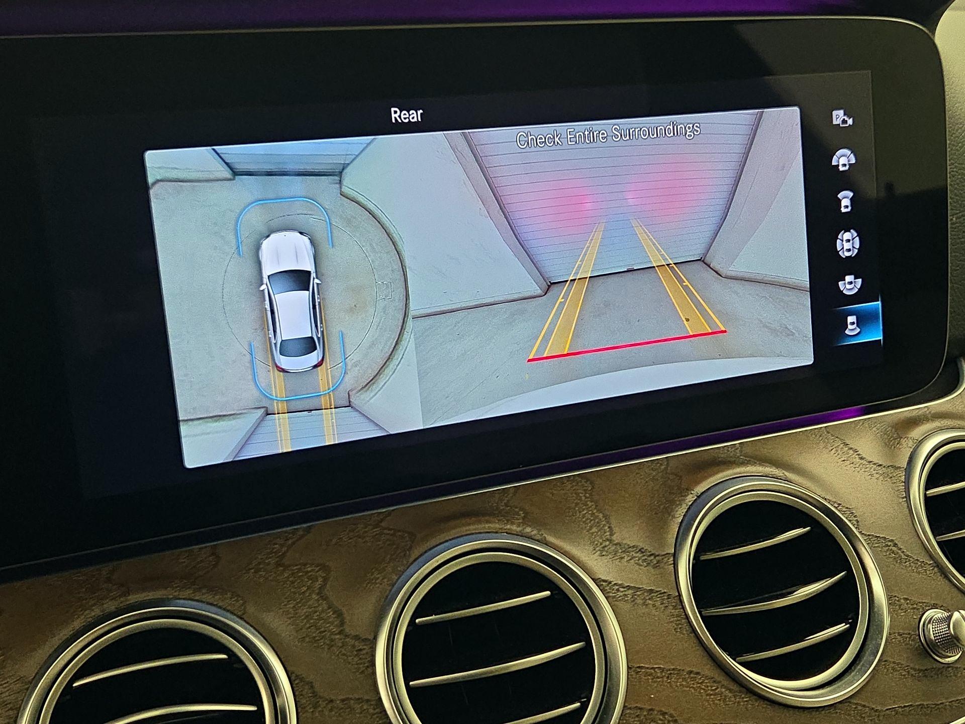 Thumbnail: 2021 Mercedes-Benz E-Class - 14