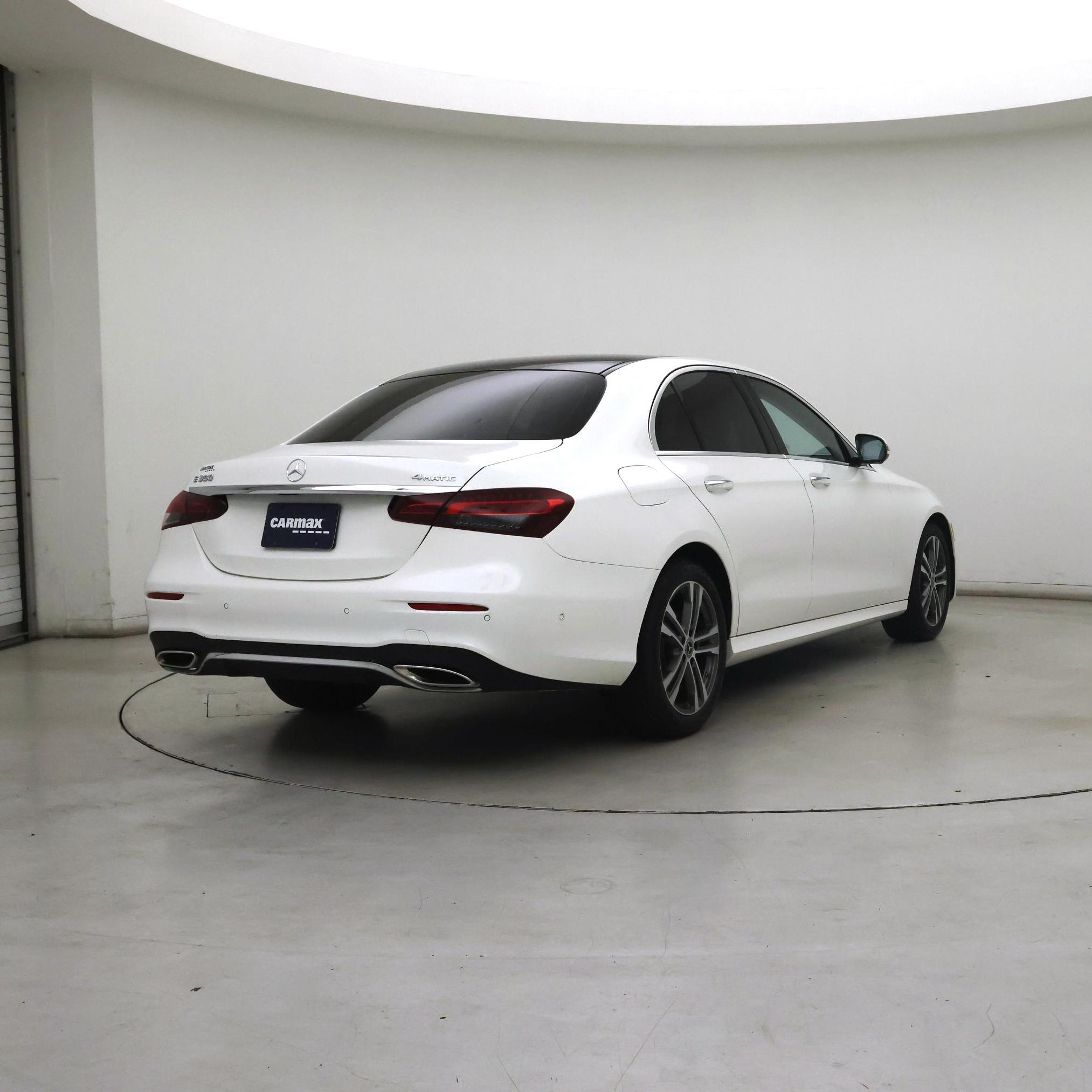 Thumbnail: 2021 Mercedes-Benz E-Class - 8