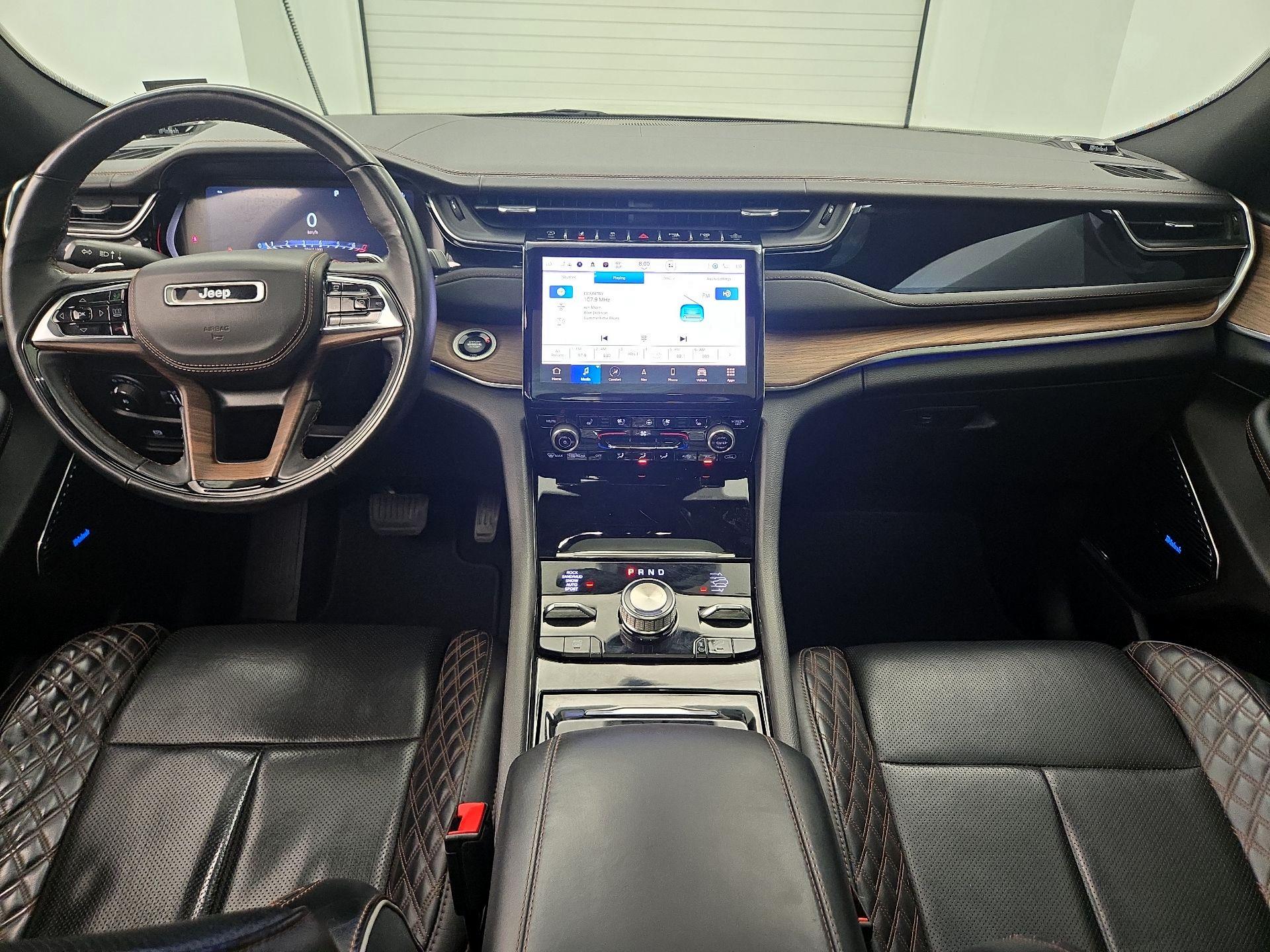 Thumbnail: 2023 Jeep Grand Cherokee - 9