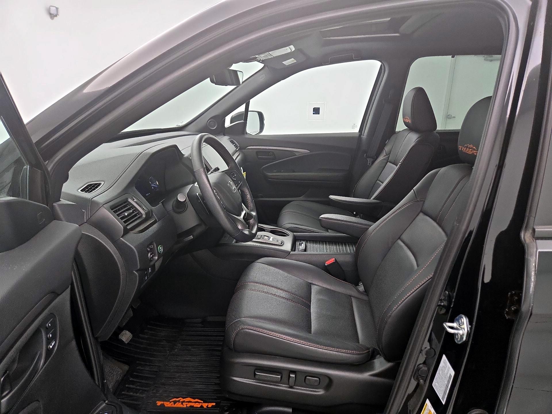 Thumbnail: 2023 Honda Passport - 11