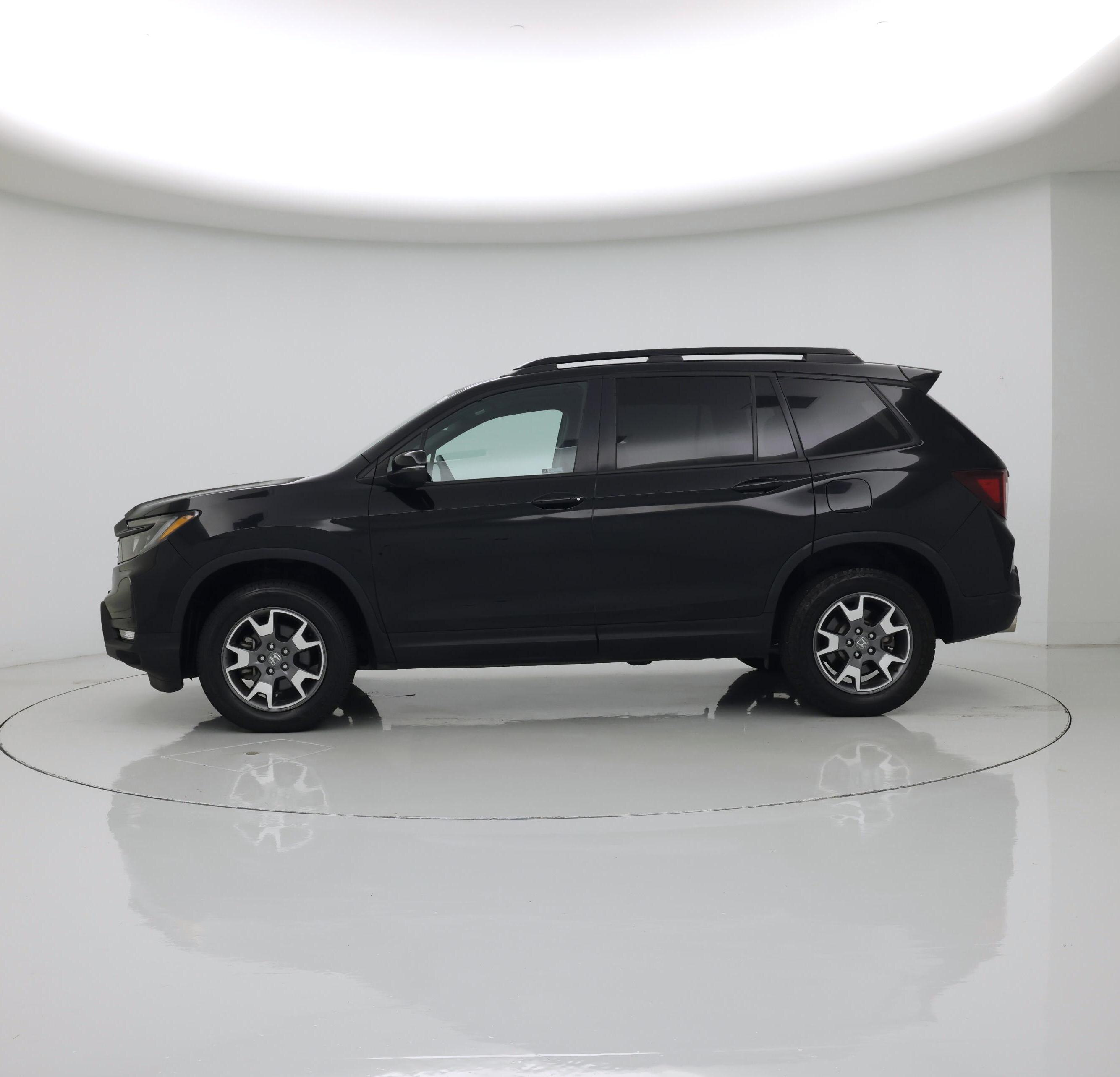 Thumbnail: 2023 Honda Passport - 3